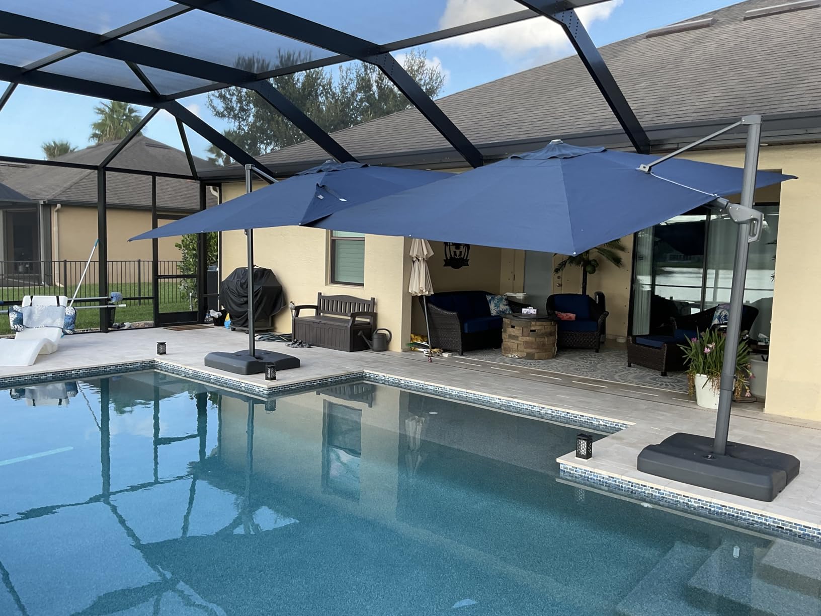PURPLE LEAF 8' X 10' Left-right Tilting Outdoor Patio Umbrella Swivel Offset Cantilever Heavy Duty Rectangle Aluminu Umbrella with UV Resistant for Deck Pool Patio Backyard, Sand Dune - Customer Photo 2