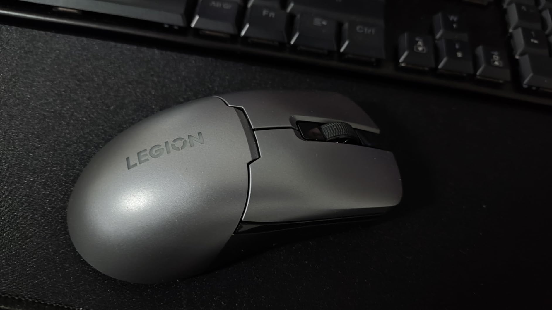 Lenovo Legion M410 Wireless RGB Gaming Mouse – 6 Button Palm Grip Mouse with 16,000 DPI, 53 Hour Rechargeable Battery, 2-Zone RGB Lighting, NVIDIA Reflex Compatible - Customer Photo 2