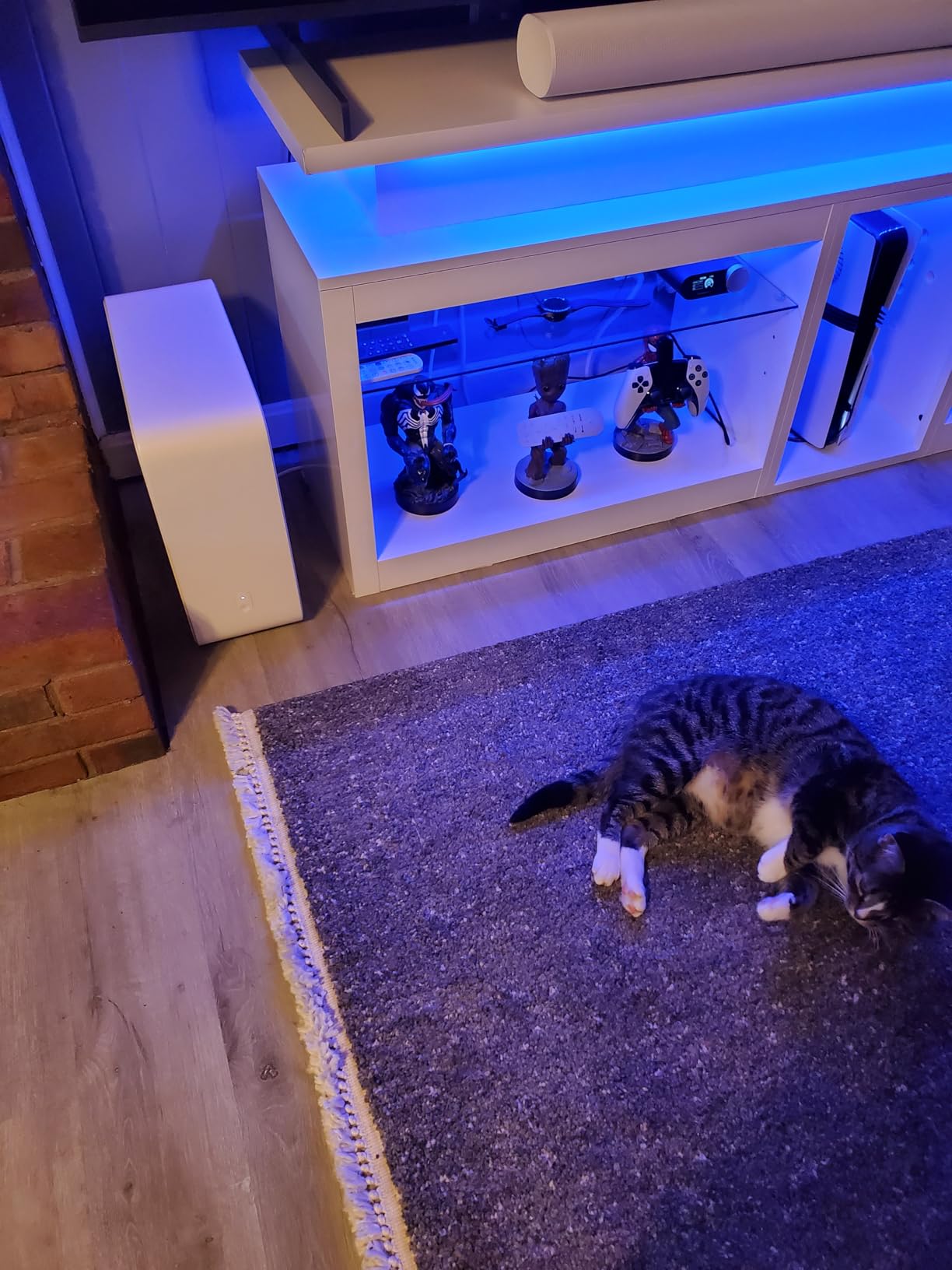 Sonos Sub 4 - Wireless Subwoofer - Black (4th Gen) - Customer Photo 2