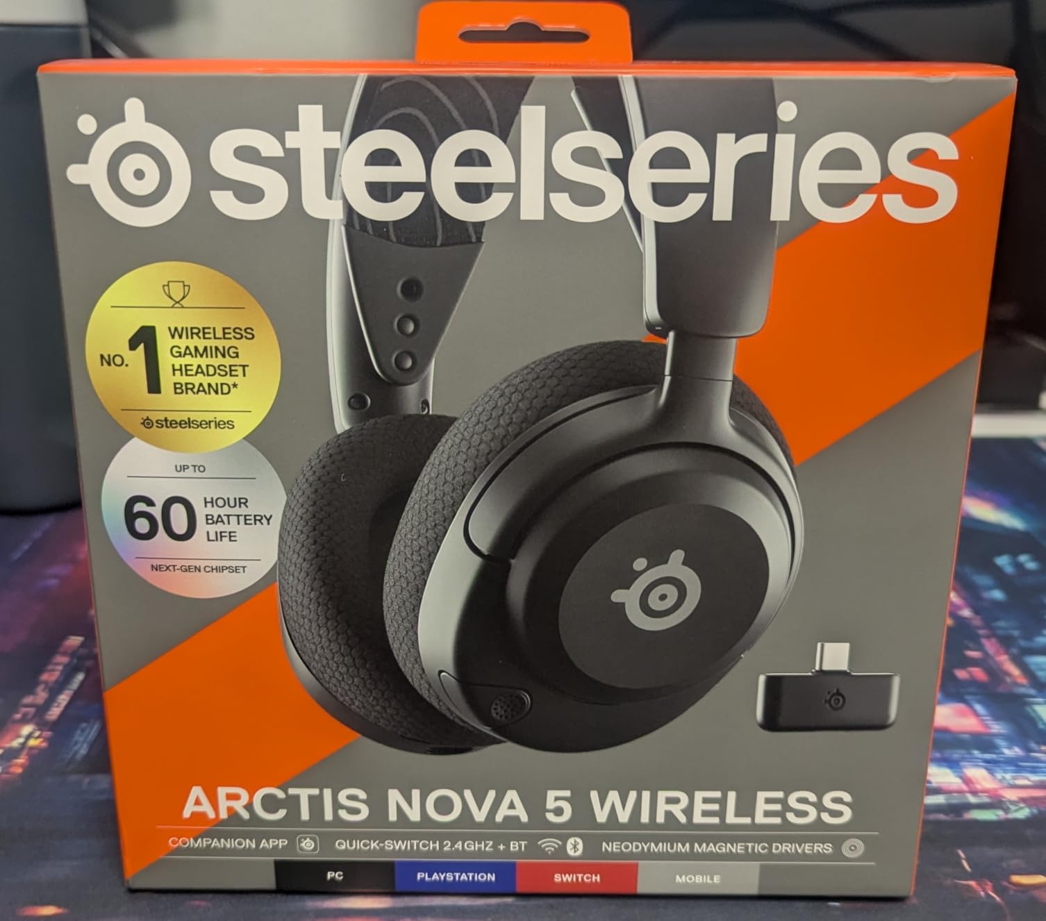 SteelSeries Arctis Nova 5P Wireless Multi-System Gaming Headset — White — Neodymium Magnetic Drivers — 100+ Audio Presets — 60 HR Battery — 2.4GHz or BT — Gen2.X Mic — PS5, PS4, PC, Switch, Mobile - Customer Photo 1