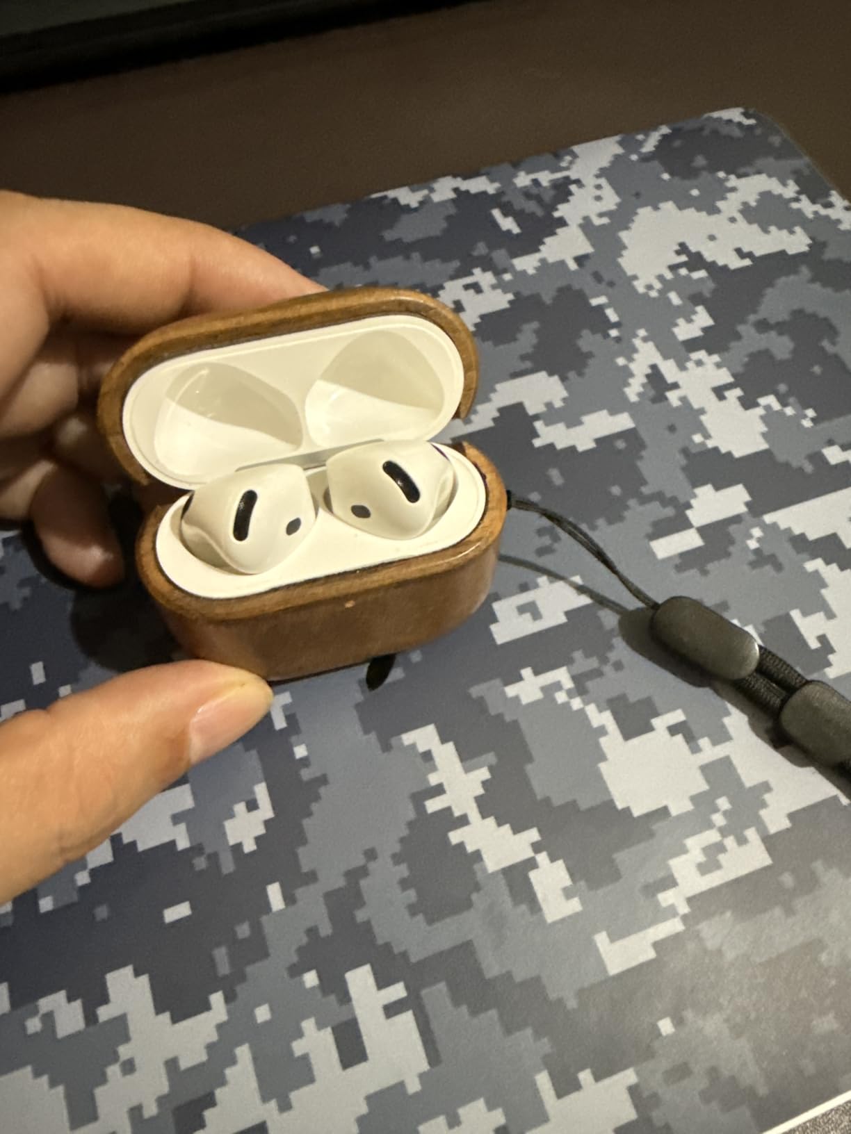 Apple AirPods 4 Wireless Earbuds, Bluetooth Headphones, with Active Noise Cancellation, Adaptive Audio, Transparency Mode, Personalized Spatial Audio, USB-C Charging Case, Wireless Charging, H2 Chip - Customer Photo 2