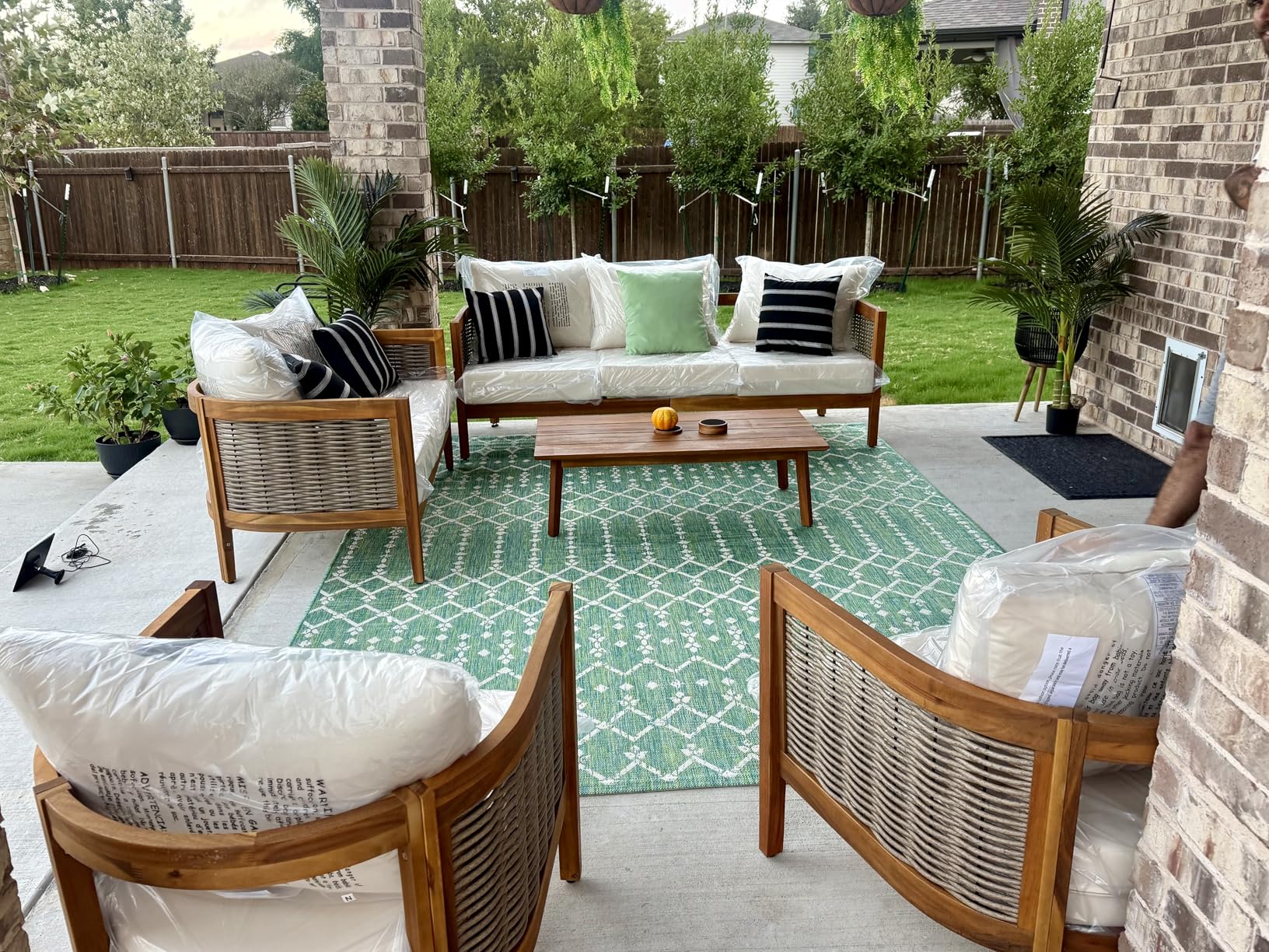 Merax 5-Piece Outdoor Acacia Wood Wicker Conversation Set with 3 Seater Sofa, Loveseat, 2 Chairs and Coffetable for Backyard - Customer Photo 2