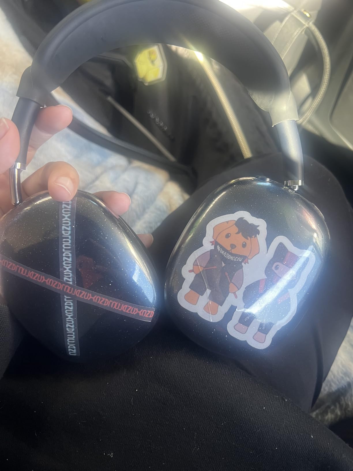 Apple AirPods Max - Midnight (Renewed) - Customer Photo 1