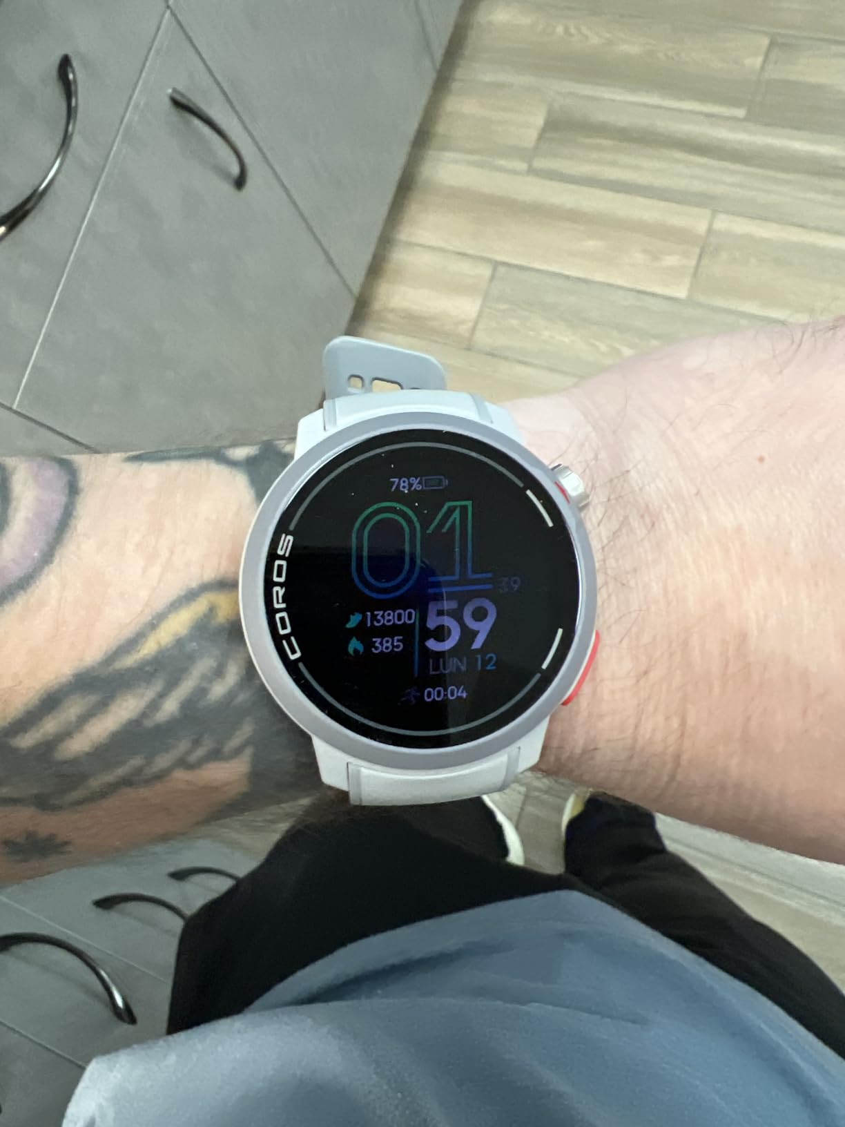 COROS PACE Pro GPS Sport Watch, 1.3-inch AMOLED Touchscreen, Fastest in Class Processor Running Watch, 20 Days Battery Life, Navigation with Global Offline Maps, Sleep Tracking, Running - Black - Customer Photo 2