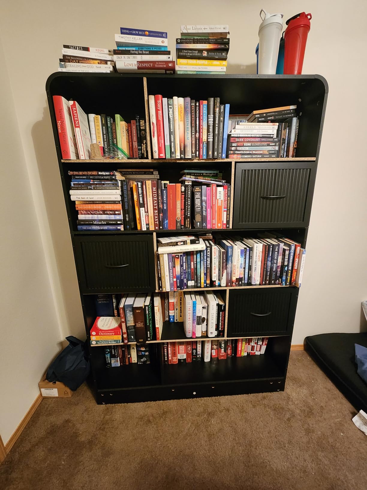 SOLACE FURNITURE Tall Bookshelf with Drawers, 70