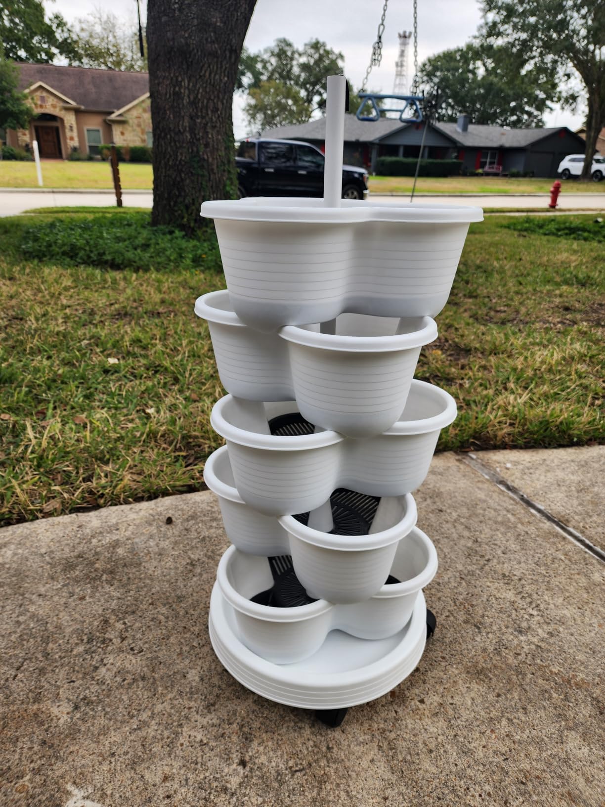 VECELO 5 Tier Vertical Garden Planter, Self Watering Stackable Planters with Wheels for Strawberries, Herbs, Flowers, Vegetables, White - Customer Photo 2