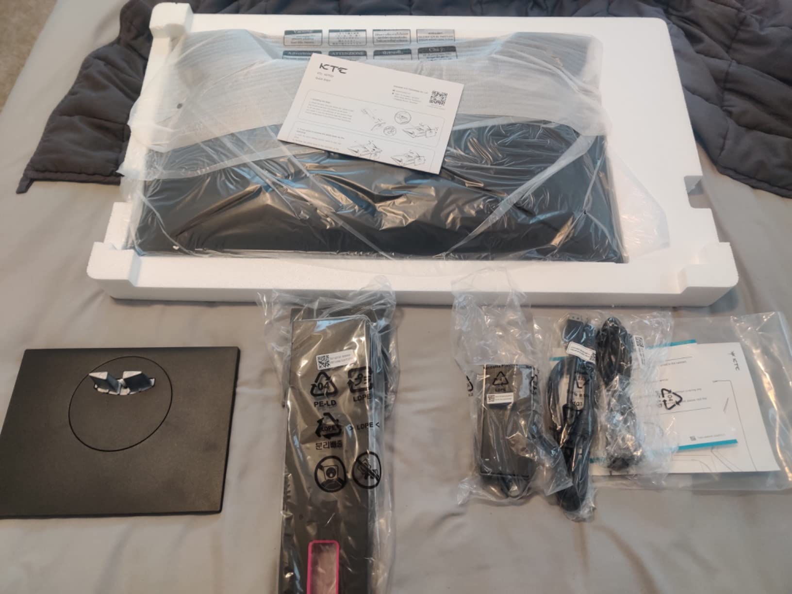 KTC 27 Inch 4K UHD Computer Monitor, IPS 3840x2160 Monitor with HDR400, DCI-P3 95%, 1.07 Billion Colors, HDMI DisplayPort, 60Hz PC Monitor, H27P27 - Customer Photo 5