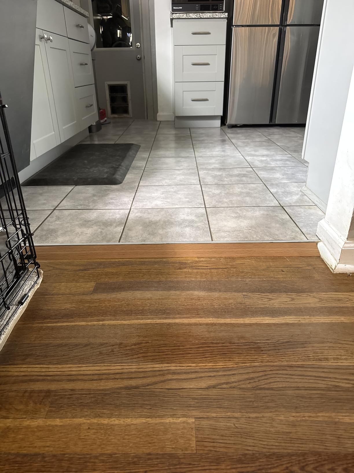 Floor Transition Strip Vinyl Door Threshold Ramp Self Adhesive Carpet Edging Strip Doorway Edge Trim, Overlap Edge Reducer for Laminate Carpet, Floor, Tile (Orange Oak, 3/5