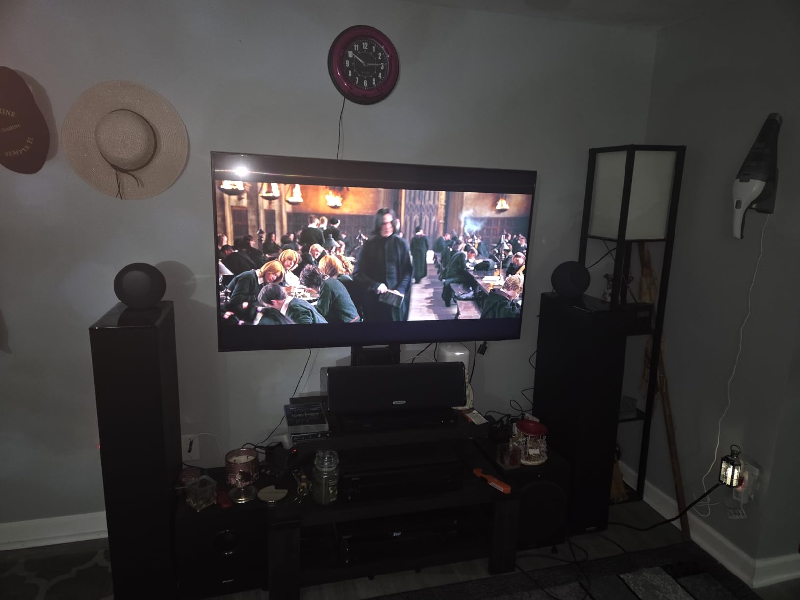 Amazon Echo Studio (newest model), compact design, immersive spatial audio and Dolby Atmos, with Alexa+ Early Access, Graphite - Customer Photo 1