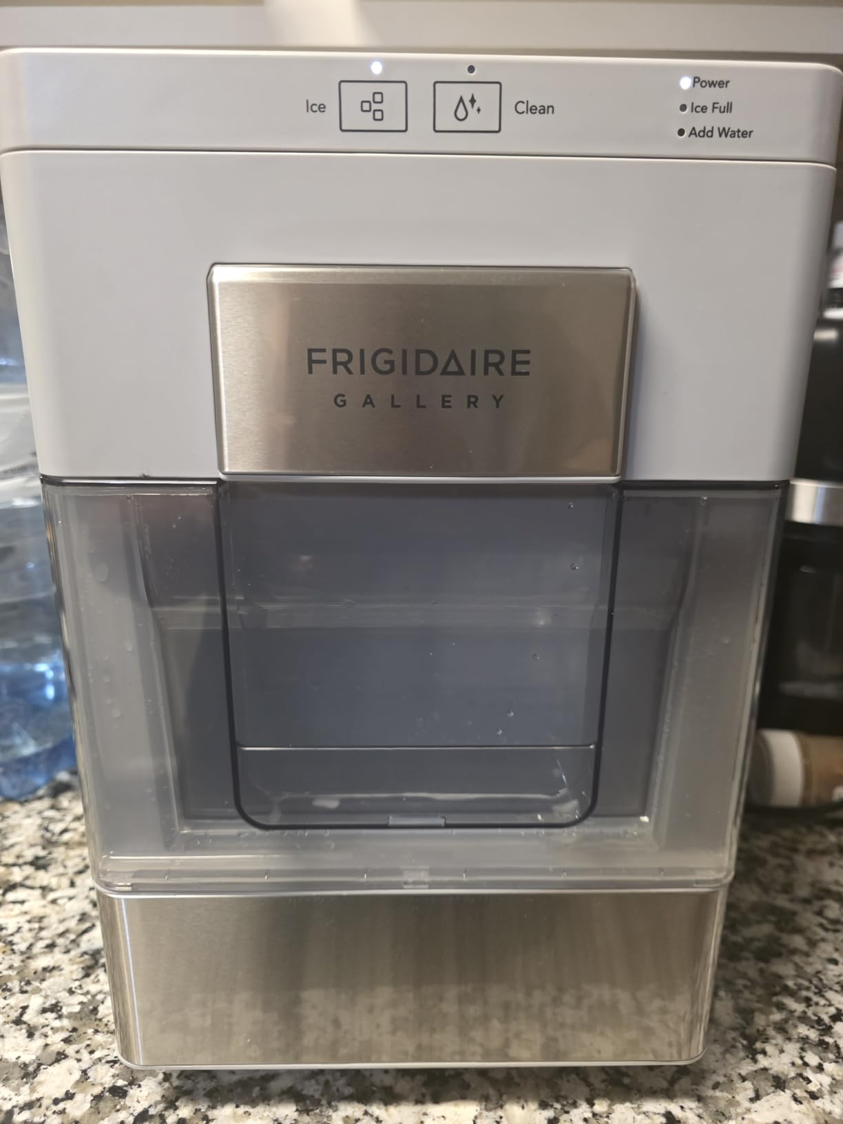 Frigidaire Gallery, 33 Lbs. Countertop Ice Maker, Nugget Shaped Ice, Stainless Steel Trim (Black) - Customer Photo 2