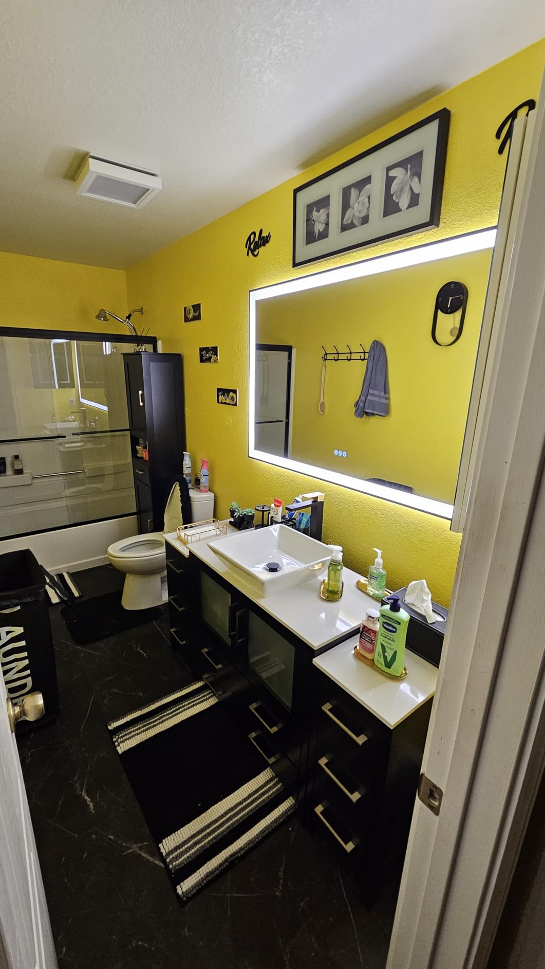 ISKM Framed LED Mirror for Bathroom 44