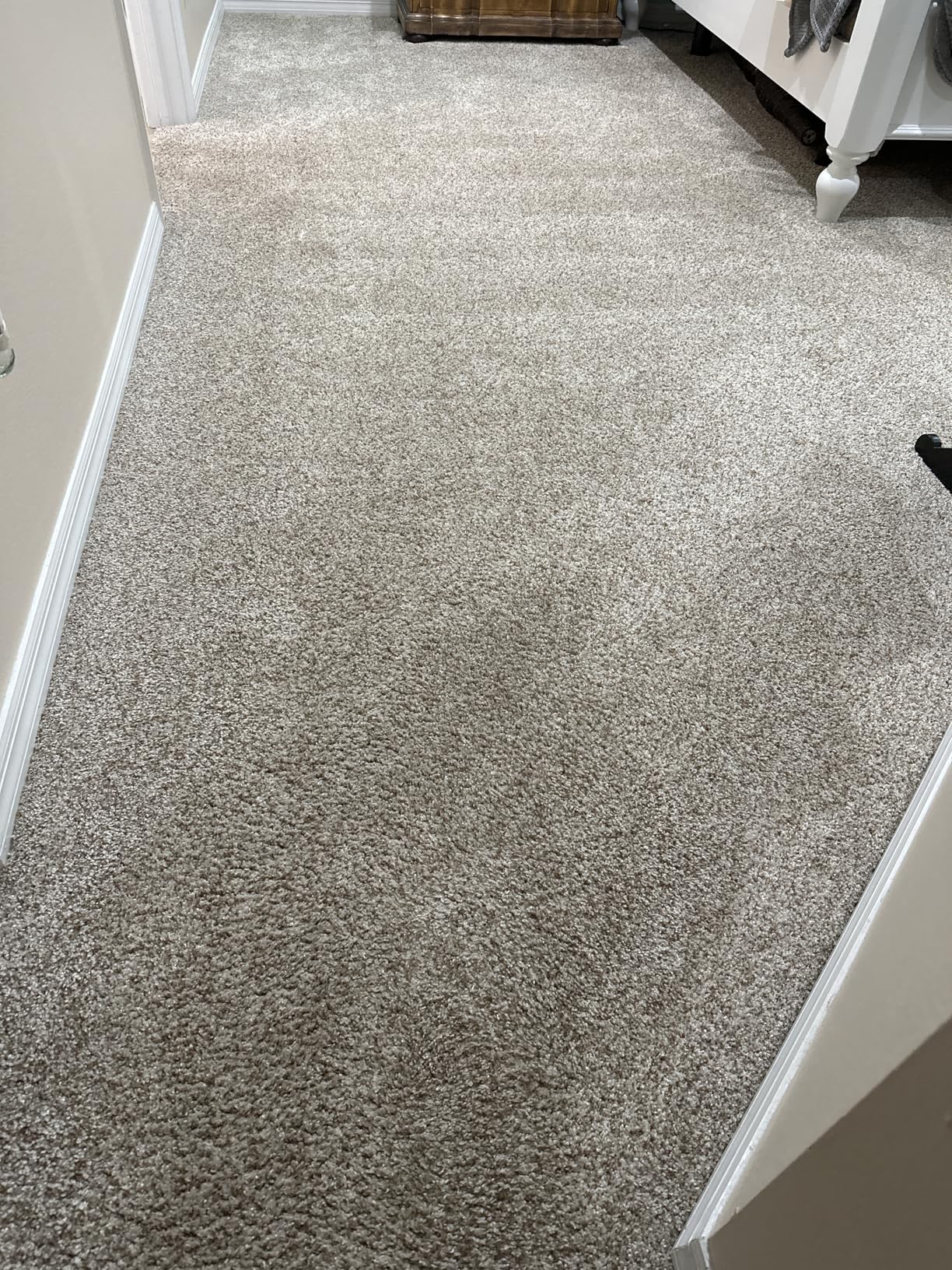 Qrevo Curv S5X Robot Vacuum and Mop, 18500Pa Suction, Zero-Tangling Design, FlexiArm Side Brush, Reactive Tech Obstacle Avoidance, 10 Weeks Self-Emptying, Auto Washing for Hard Floor, Corner - Customer Photo 2