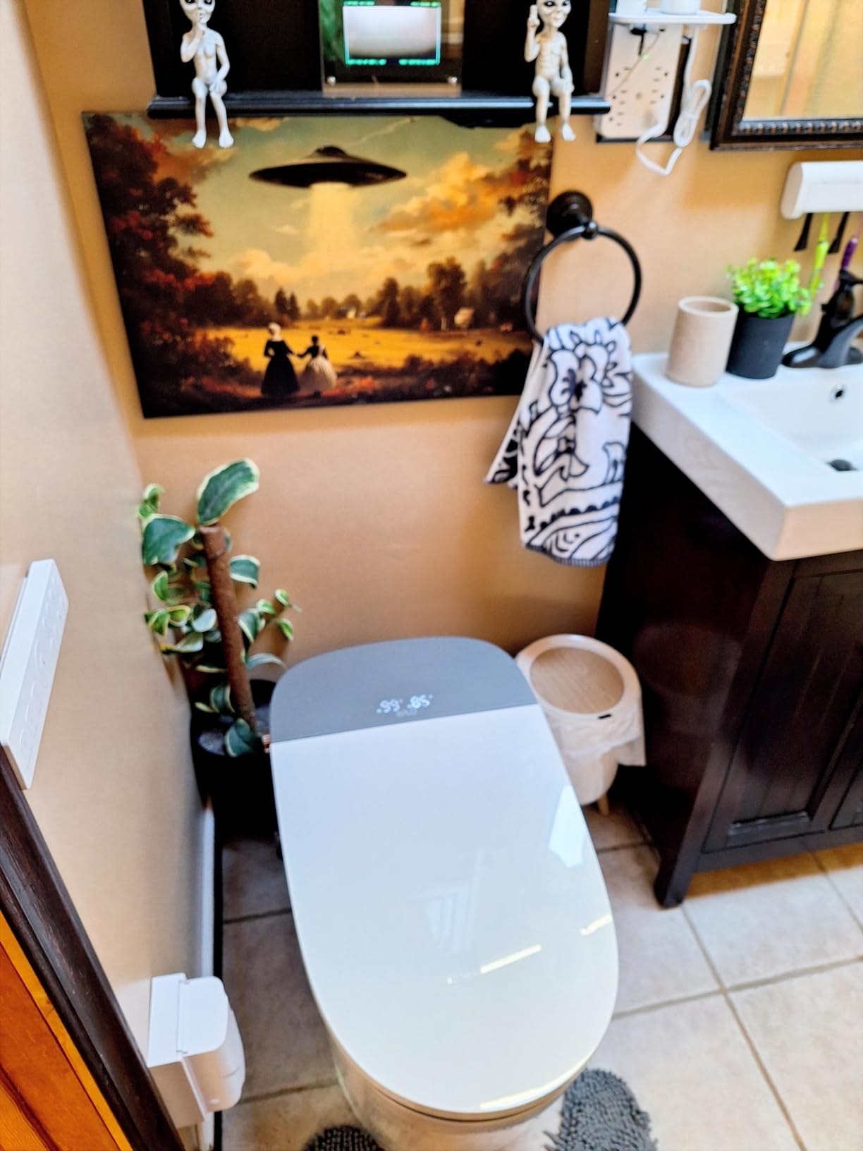 EPLO Smart Toilet Bidet with Auto Open Close,1000 Gram MaP Flush Score,Foam Dispenser, ADA Comfort Height, Blackout Flush,Auto Flush,Heated Seat,One Piece Elongated Toilet with Tank Built in U8MAX - Customer Photo 2