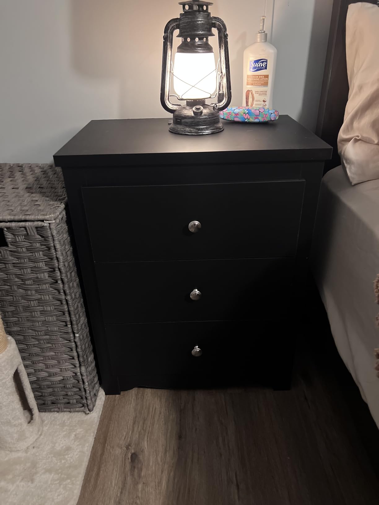 WLIVE Tall Nightstand with Charging Station, Wood Night Stand with 3 Drawers Storage, Bedside Table End Side Tables with 2 USB Ports and Outlets for Bedroom, Closet, Espresso - Customer Photo 1