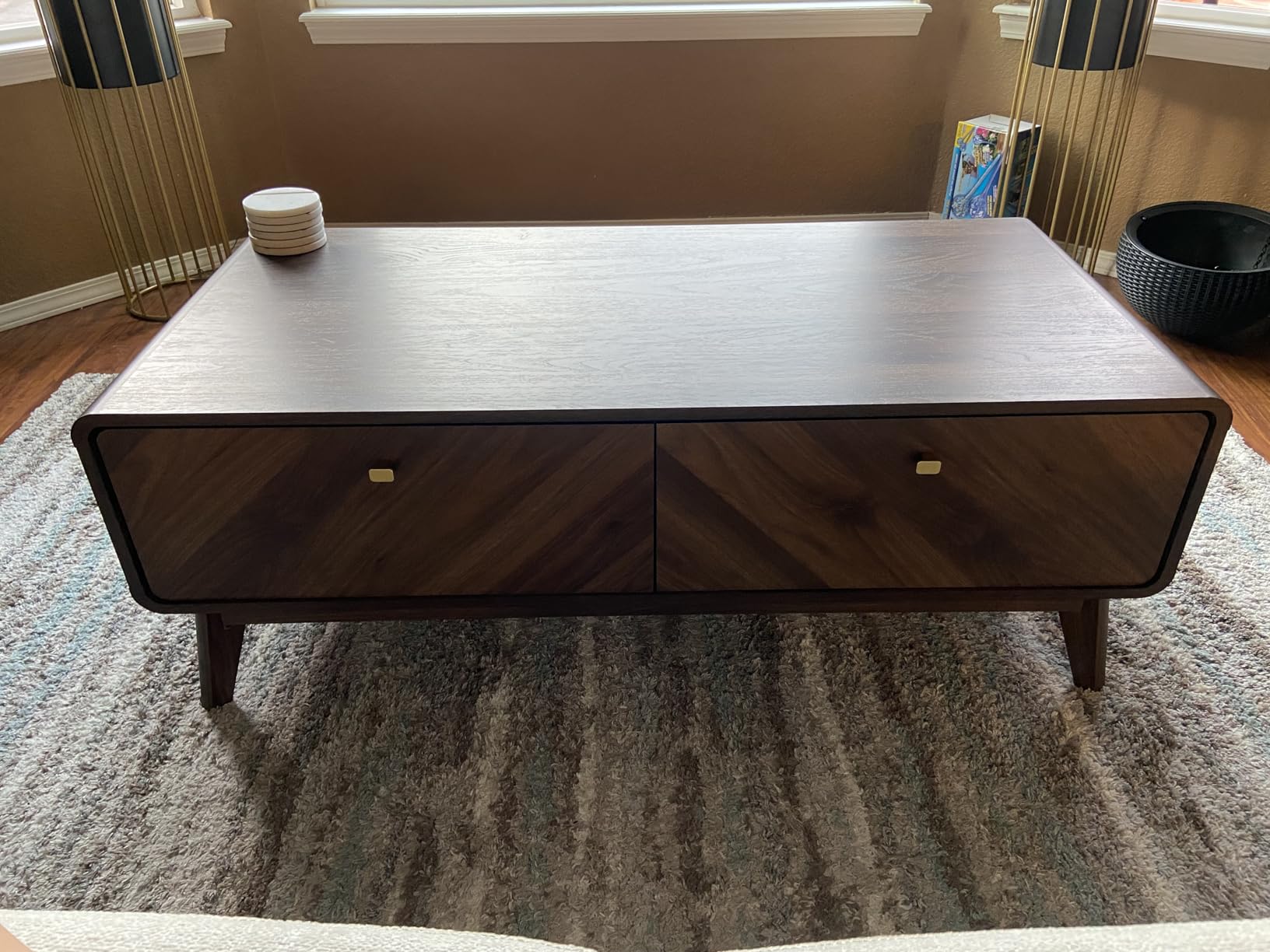 LuxenHome Coffee Table with Storage, 47