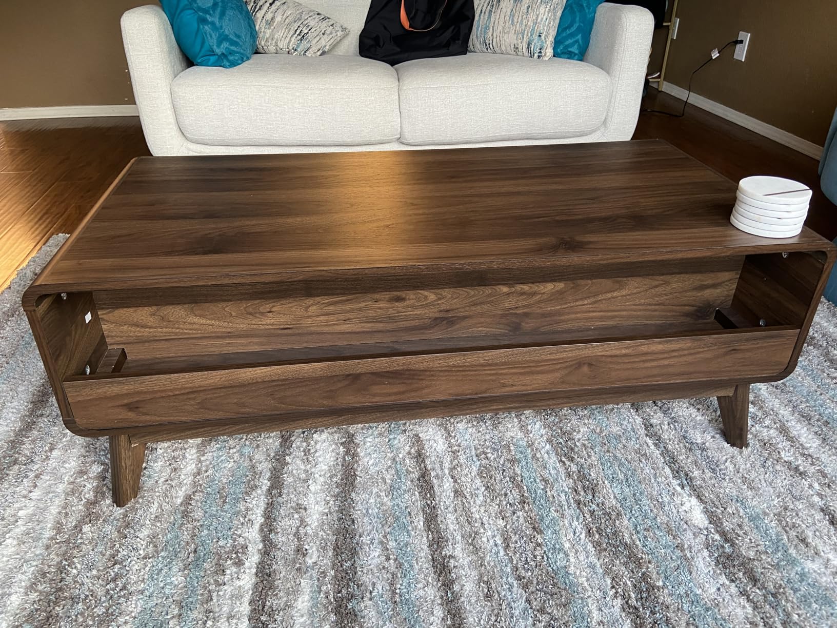 LuxenHome Coffee Table with Storage, 47