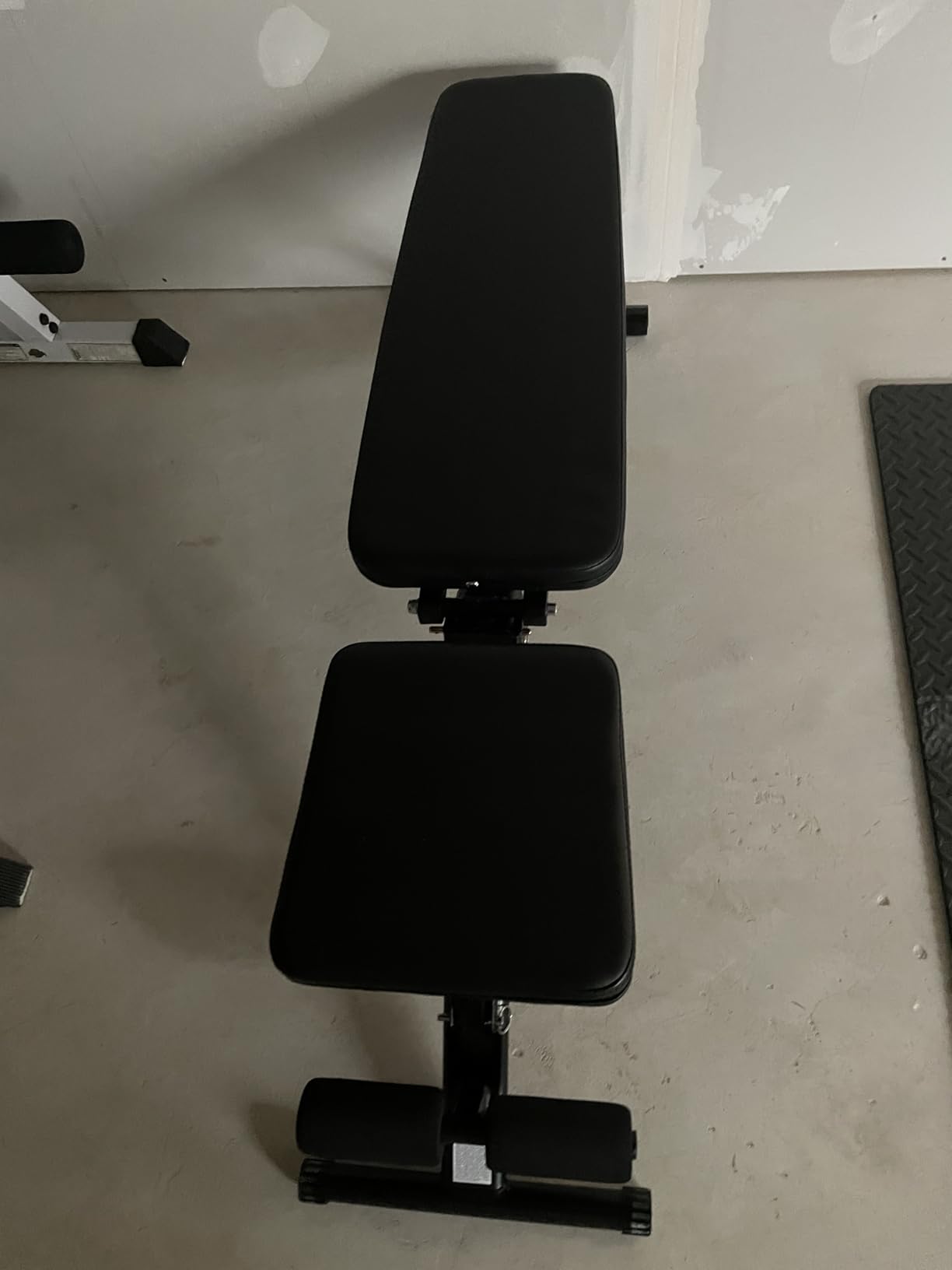 Amazon Basics Adjustable Workout Weight Bench Press, Foldable for Home Gym, Black - Customer Photo 1