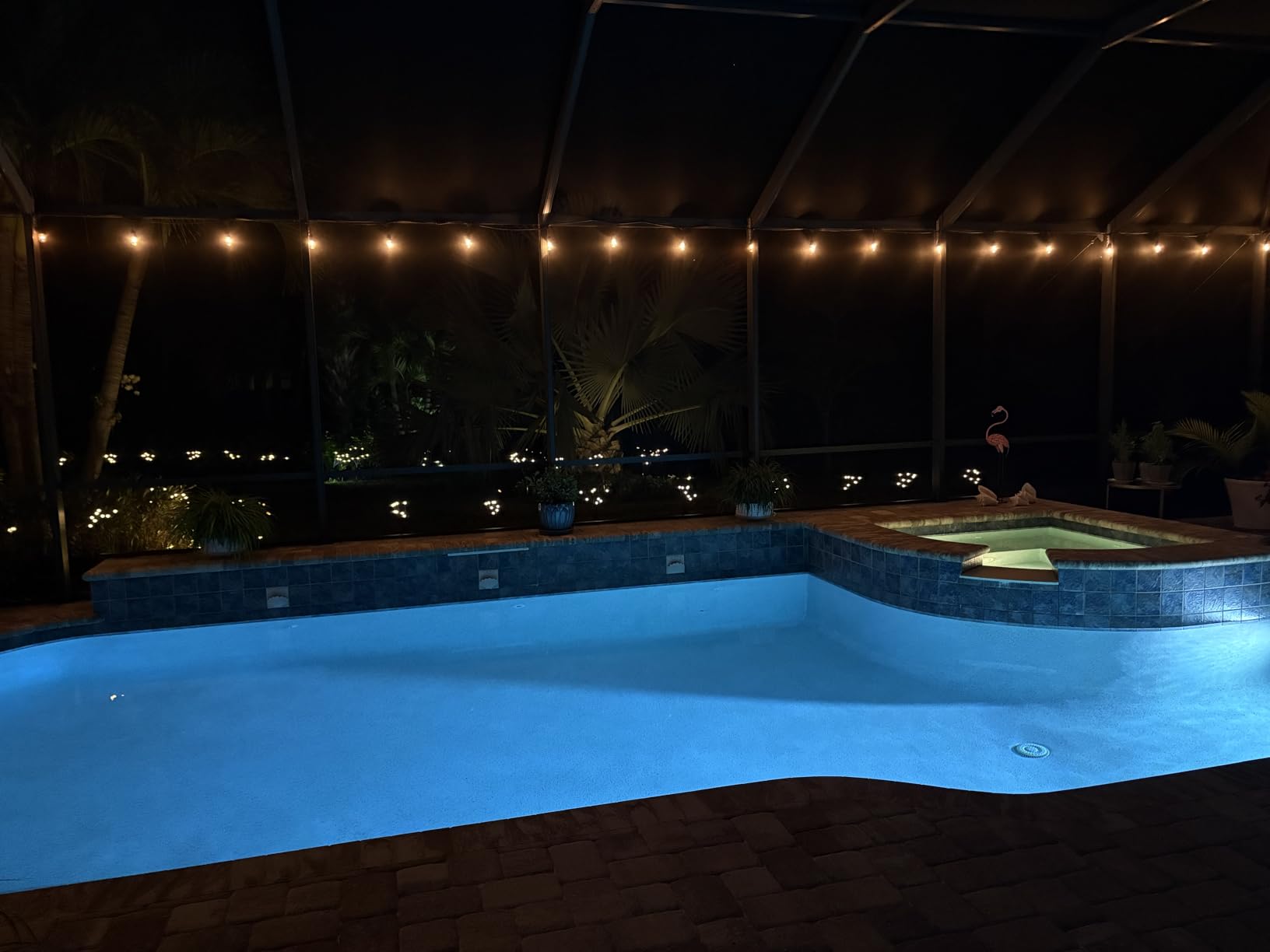 vignuto Solar Lights Outdoor Waterproof 4 Pack of 32 LEDs Garden Patio Firefly Decoration Unique Gifts Women Grandparents - Customer Photo 1