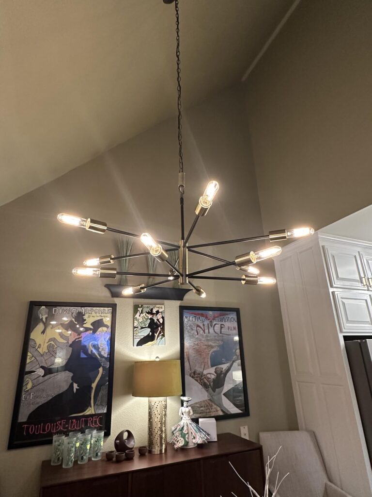 12 Best Chandeliers for Dining Rooms