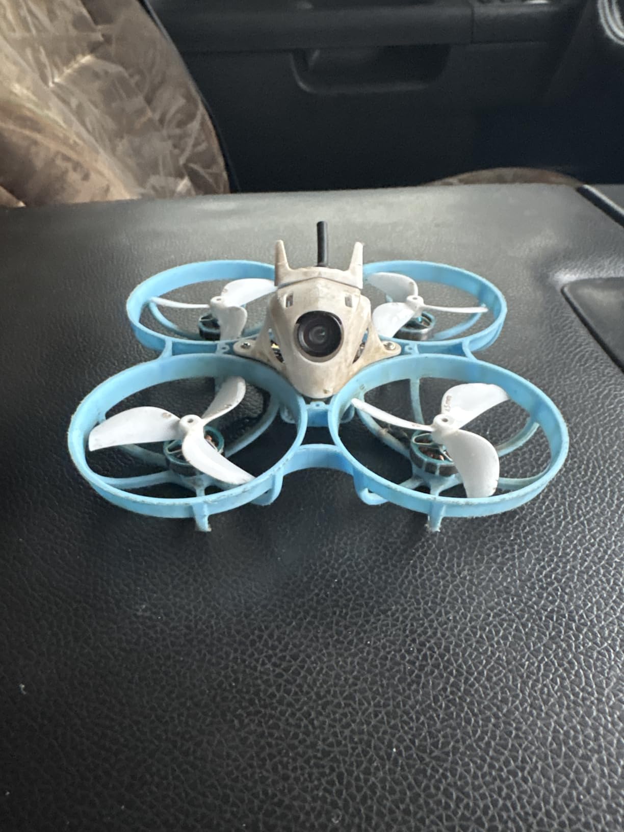 BETAFPV ELRS Meteor75 Pro 1S Brushless Drone with Matrix 1S 5IN1 FC, 1102 22000KV Motor, 45mm 3-Blade Prop for FPV Freestyle Racing Indoor Outdoor, Fly Time Up to 6.5Min with BT2.0 550mAh Lipo - Customer Photo 2