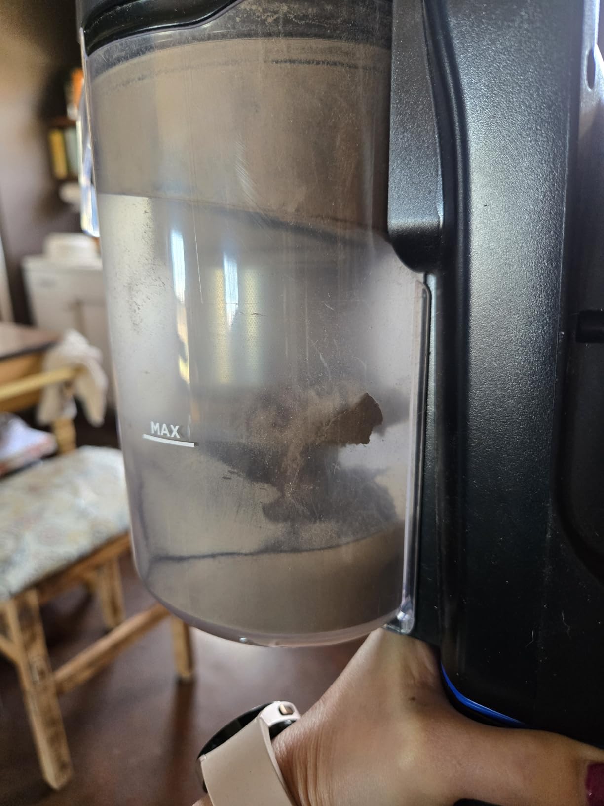 Bissell PowerClean FurFinder 200W Self-Standing Cordless Vacuum w/Tangle Free Brush Roll, Strong Suction, Removeable Battery, Wall Mount, Upholstery Tool & Bright Headlights - Customer Photo 1