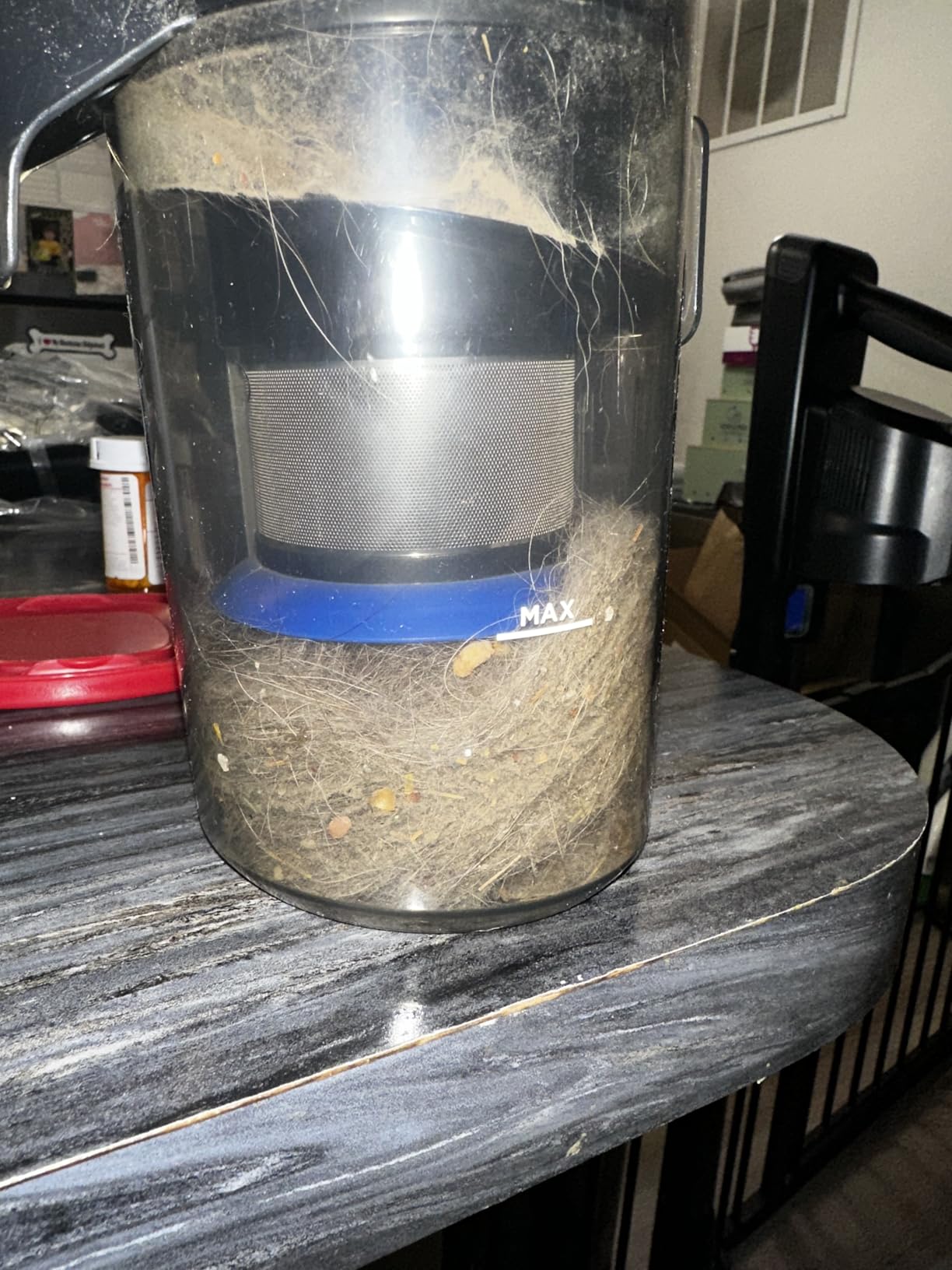 Bissell PowerClean FurFinder 200W Self-Standing Cordless Vacuum w/Tangle Free Brush Roll, Strong Suction, Removeable Battery, Wall Mount, Upholstery Tool & Bright Headlights - Customer Photo 2