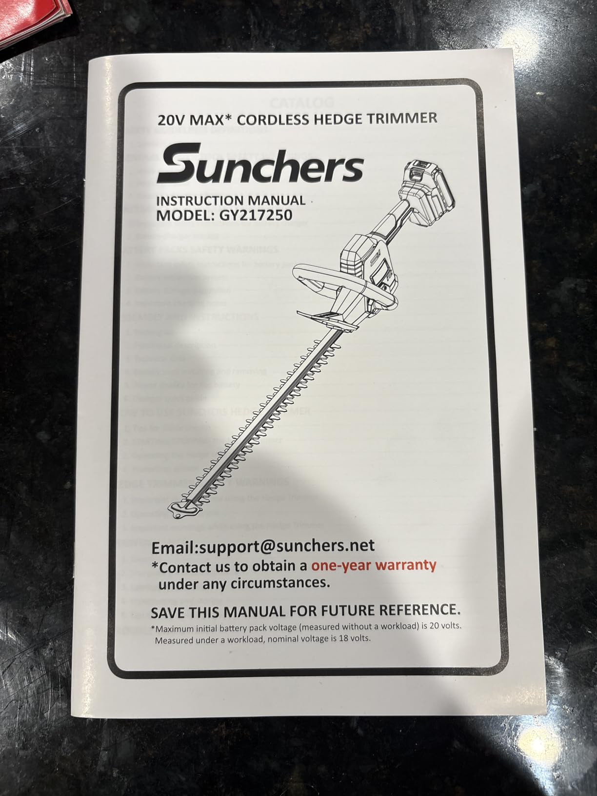 SUNCHERS 20V Max Hedge Trimmer Cordless, 22 Inch Tree Trimmer with 2 Batteries and Charger, Handheld Electric Trimmers, Grass Shrub Pruning Cutter, Lightweight & Compact Hedge Shear for Garden, Lawn - Customer Photo 3