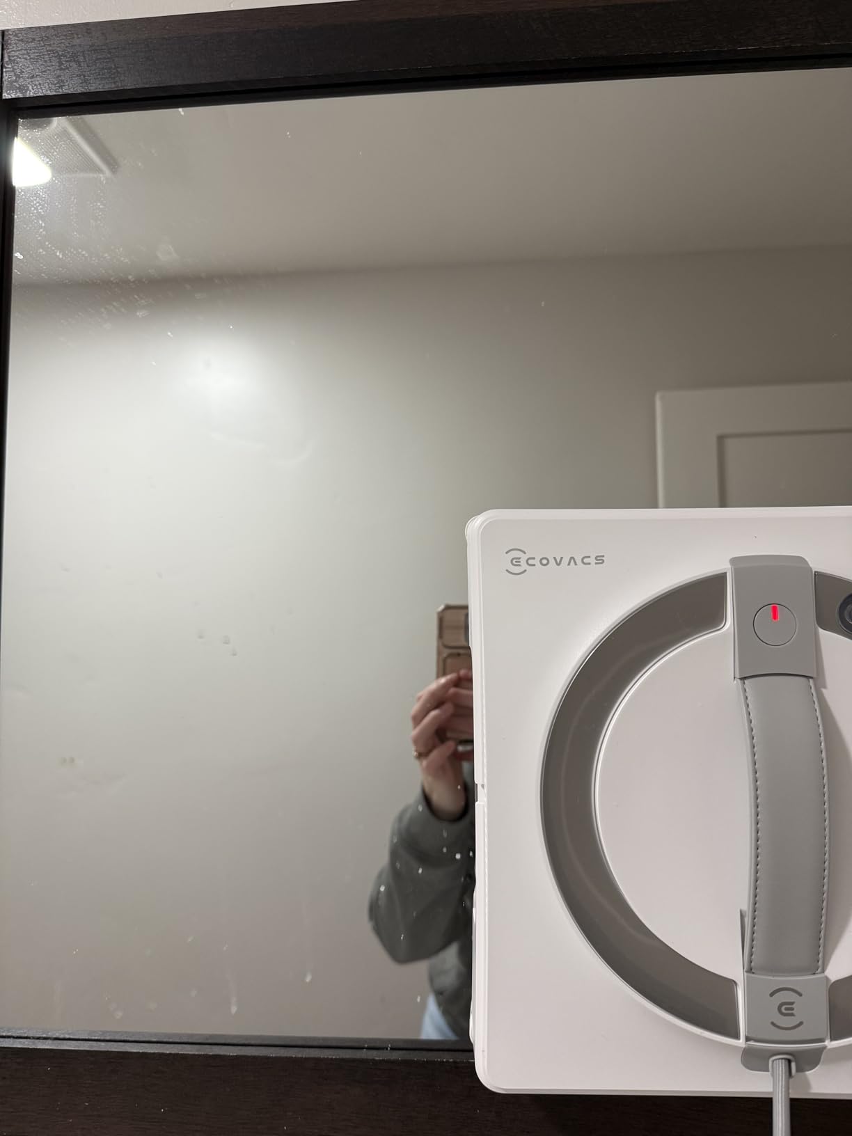 ECOVACS WINBOT W2 PRO Omni Portable Window Cleaning Robot with Multi-Functional Station, Charging While Working, Intelligent Cleaning with Triple Nozzle Water Sprayer, 12-Level Protection - Customer Photo 2