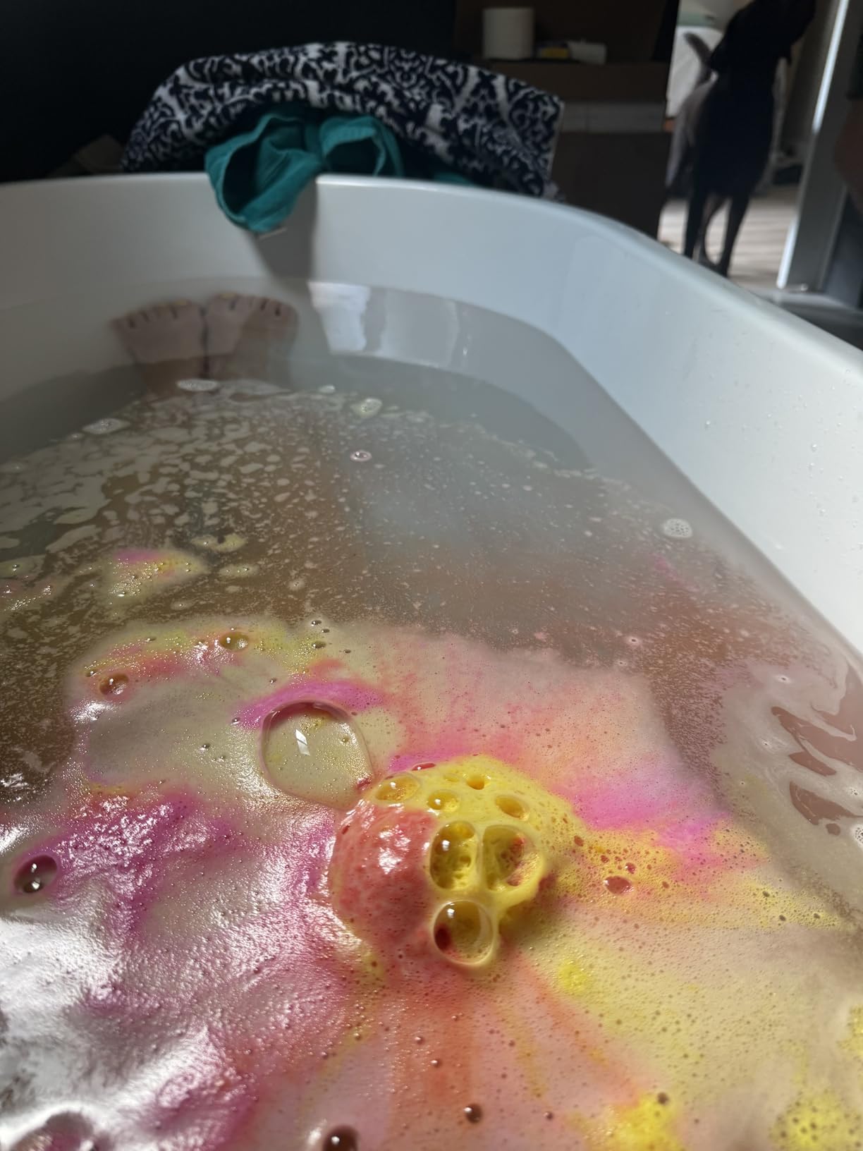 FerdY Shangri-La 67 Inch Freestanding Whirlpool Bathtub, Oval with 8 Water SPA Jets Morden White Stand Alone Jetted Tub, Luxury Acrylic Free Stand Deep Soaking Bath Tub - Customer Photo 1