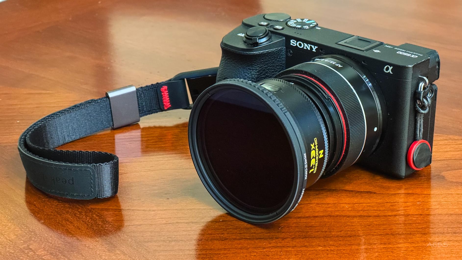 Freewell Neutral Streak 1.33x Anamorphic Lens with 17mm Mount– Cinematic Wide-Screen Lens with Natural Light Streak Effect, Perfect for Night Cityscapes, Filmmaking, and Creative Video Production - Customer Photo 1