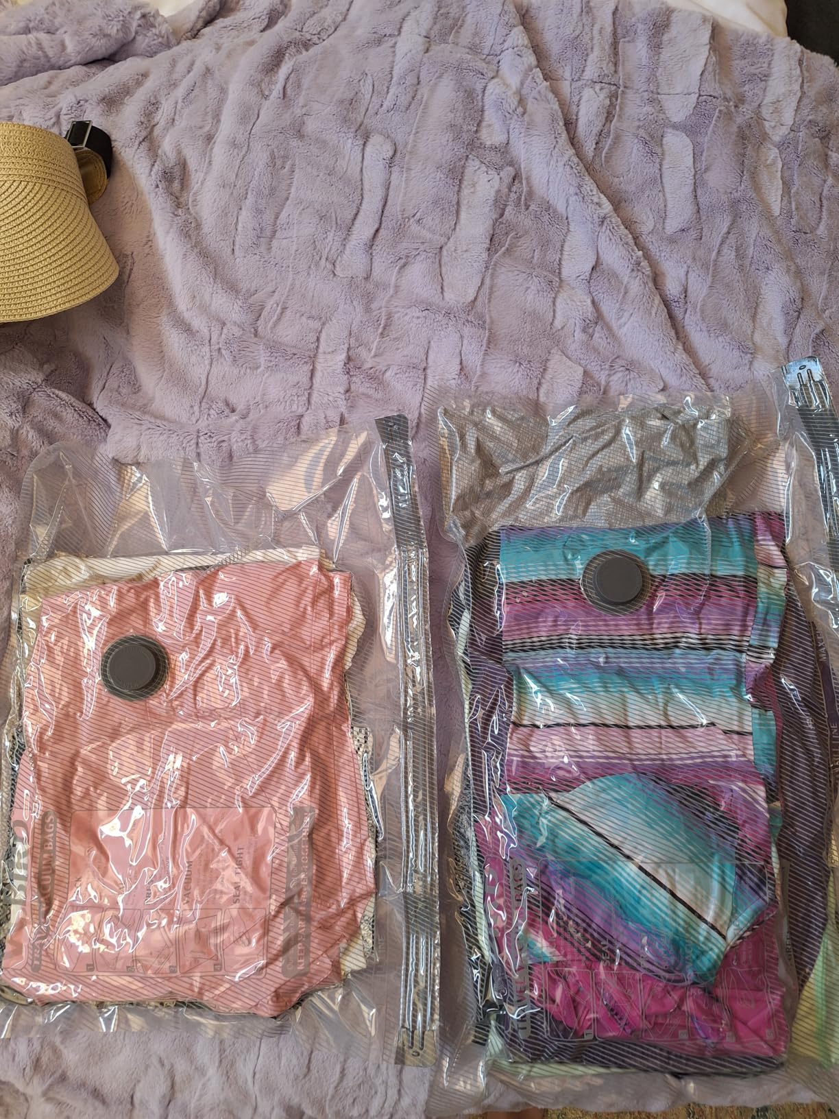 Vacbird 9 Packs Rechargeable Pump Vacuum Bags for Travel Packing, Carry-on Size Vacuum Seal Bags for Luggage and Suitcase Compression, Space Saver for Clothes and Clothing Organization - Customer Photo 2