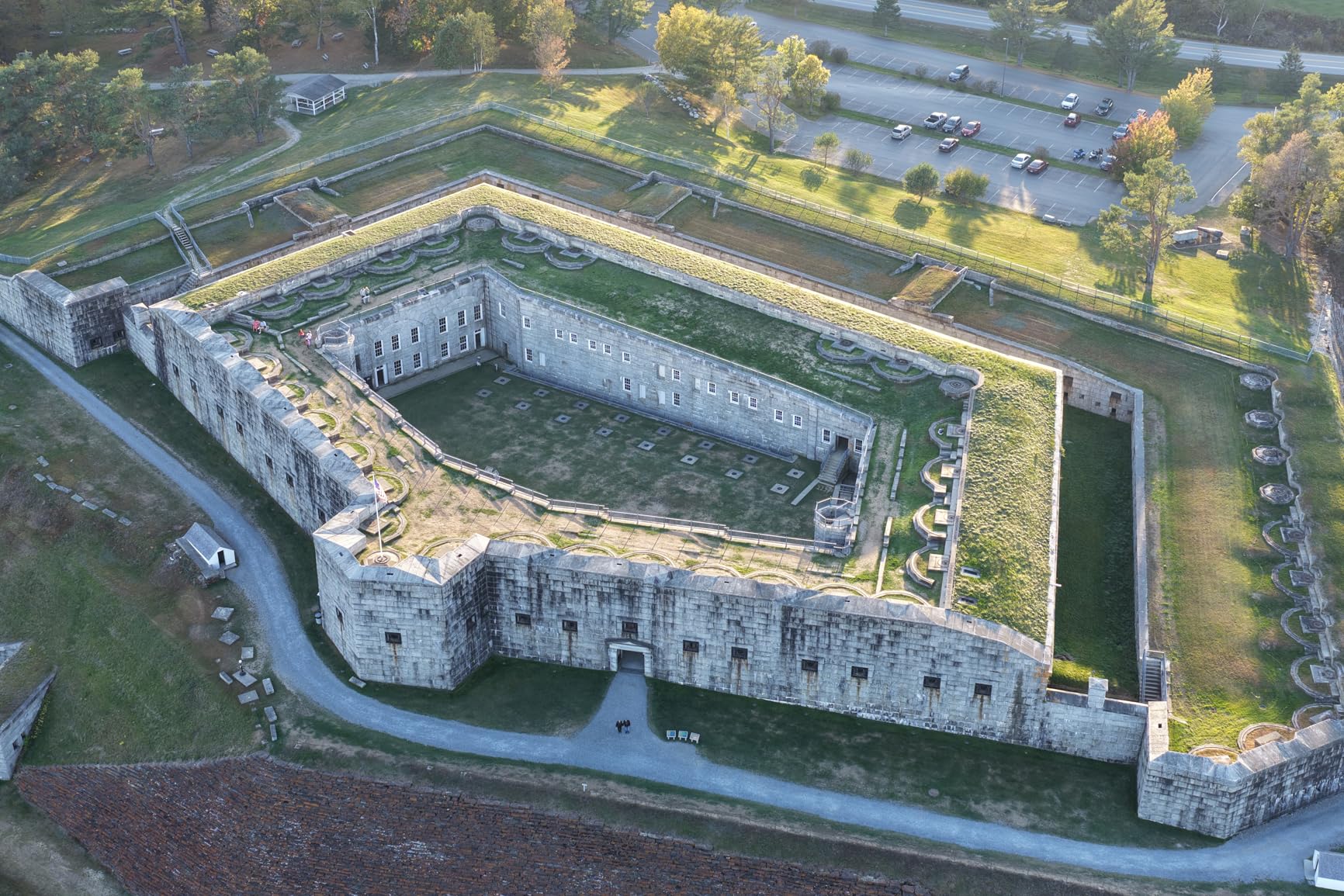 DJI Mavic 4 Pro Drone with DJI RC 2, Flagship Tri-Camera Drone with 100MP 4/3 CMOS Hasselblad Camera, for Professionals, 30km/18.6mi Video Transmission, 51-Min Max Flight Time - Customer Photo 3