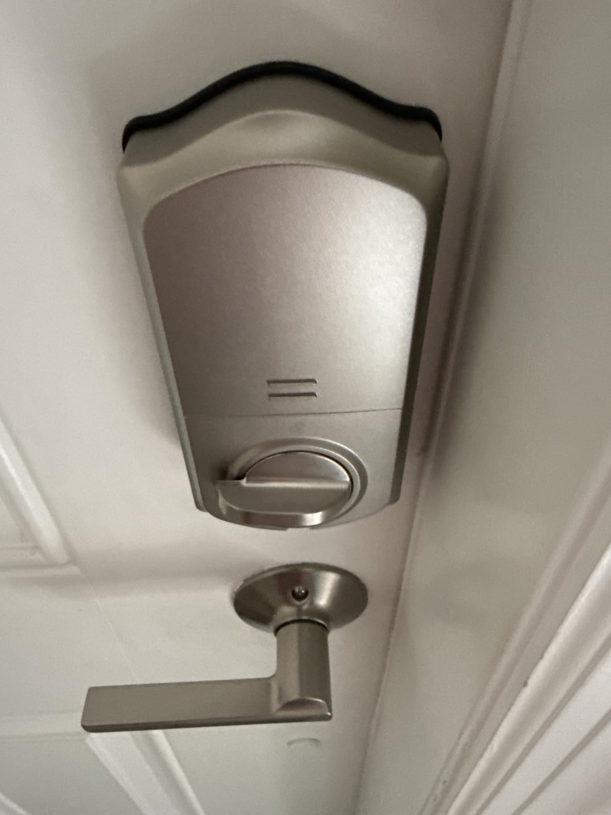 Veise VE017 Fingerprint Smart Door Lock, App Control, 8-in-1 Keyless Entry, Auto Lock, Emergency Power Port, Electronic Touchscreen Keypad, Biometric Smart Locks for Front Door, Satin Nickel - Customer Photo 2