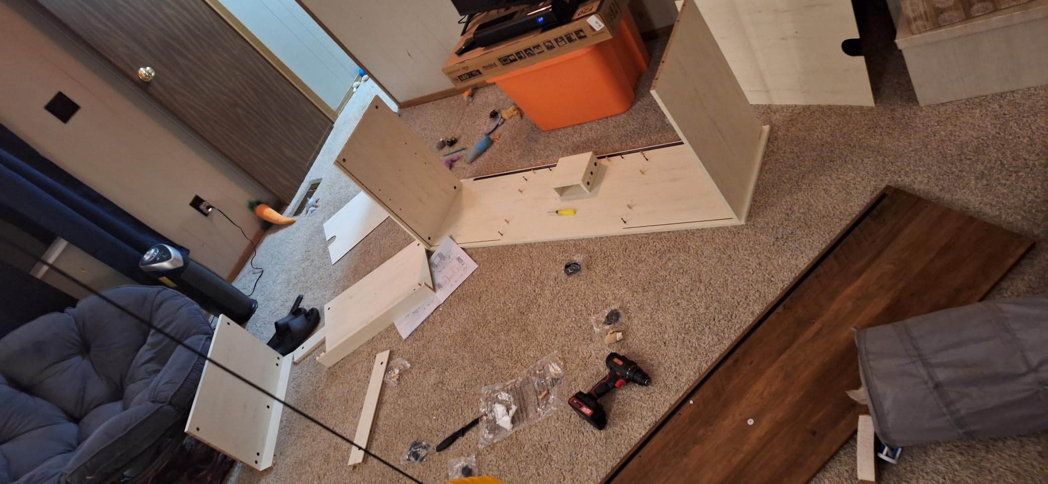 VASAGLE Fireplace TV Stand for TVs up to 65 Inches, 18-Inch ELectric Fireplace with Remote, Farmhouse Entertainment Center, Media Console Table for Living Room, Rustic White and Honey Brown ULTV540W01 - Customer Photo 2