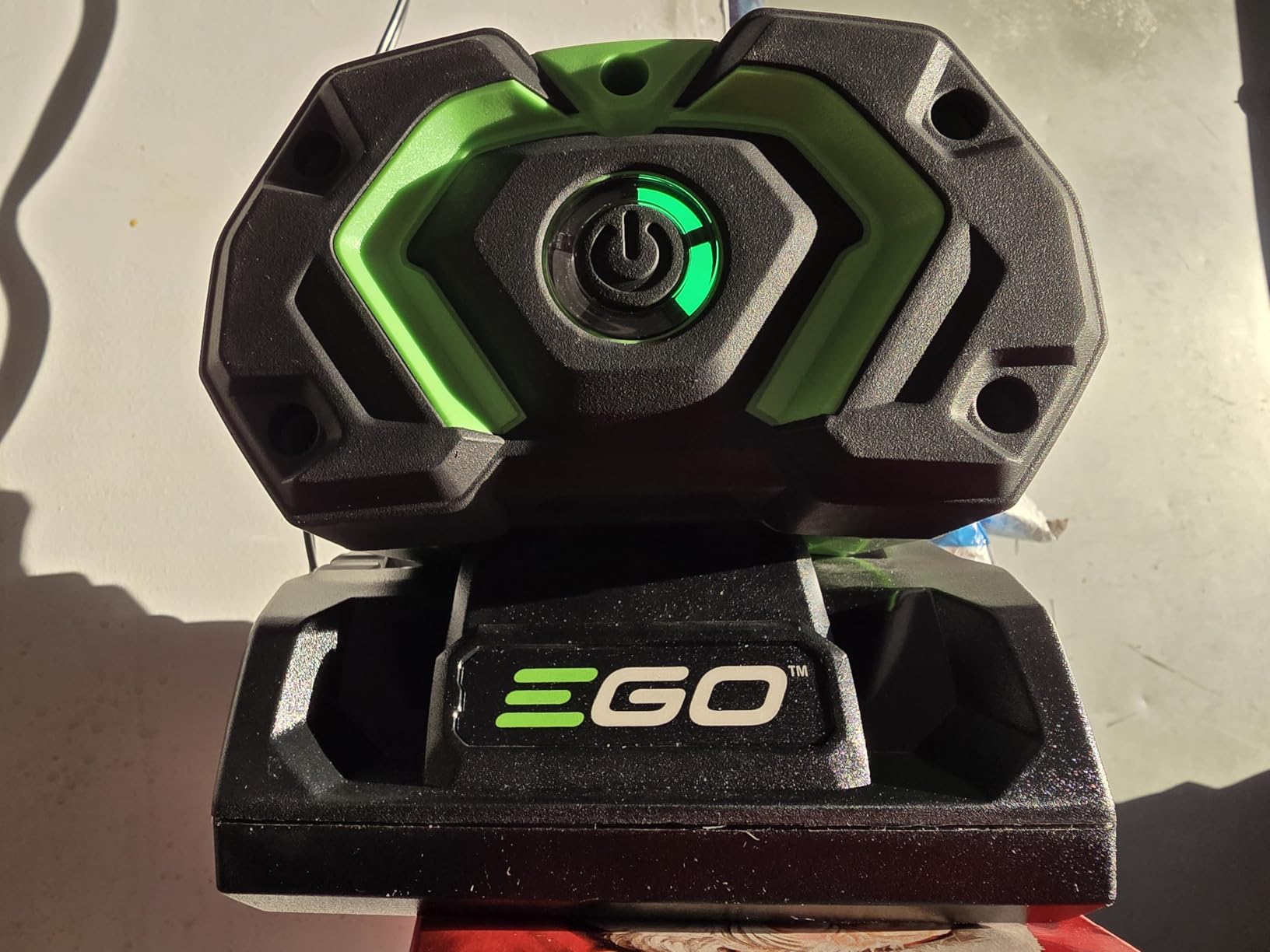 EGO Power+ Leaf Blower, Cordless Electric 880 CFM, Includes (2) 56V 4.0Ah Batteries and Charger - LB8803-2 - Customer Photo 2