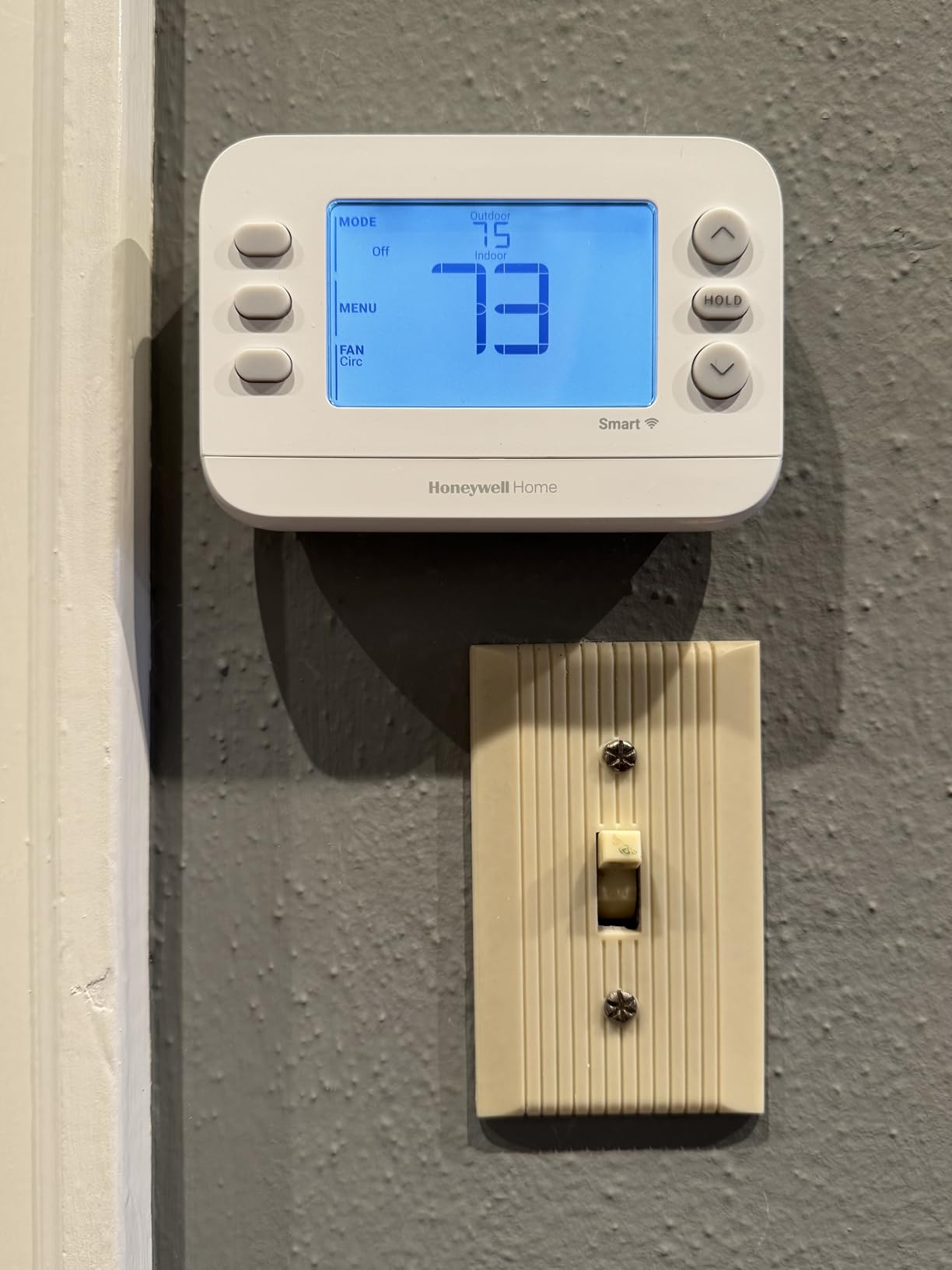 New! Honeywell Home Smart Thermostat, Conventional/Heat Pump Compatibility, WiFi Thermostat for Home, X2S, Gray - Customer Photo 2