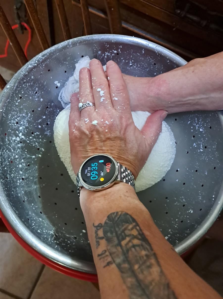 Amazfit Active 2 Sport Smart Watch Fitness Tracker for Android and iPhone, 44mm, 10 Day Battery, Water Resistant, GPS Maps, Sleep Monitor, 160+ Workout Modes, 400 Face Styles, Silicone Strap, Free App - Customer Photo 1