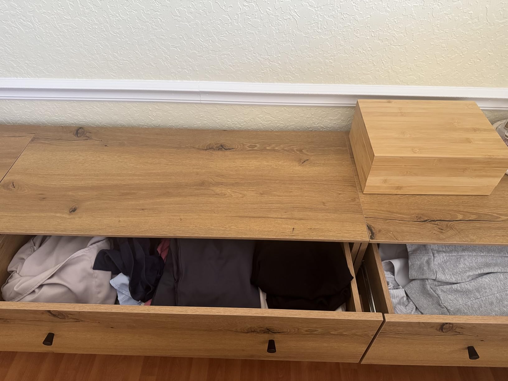 WAMPAT Dresser with 6 Drawers for Bedroom, 70.8