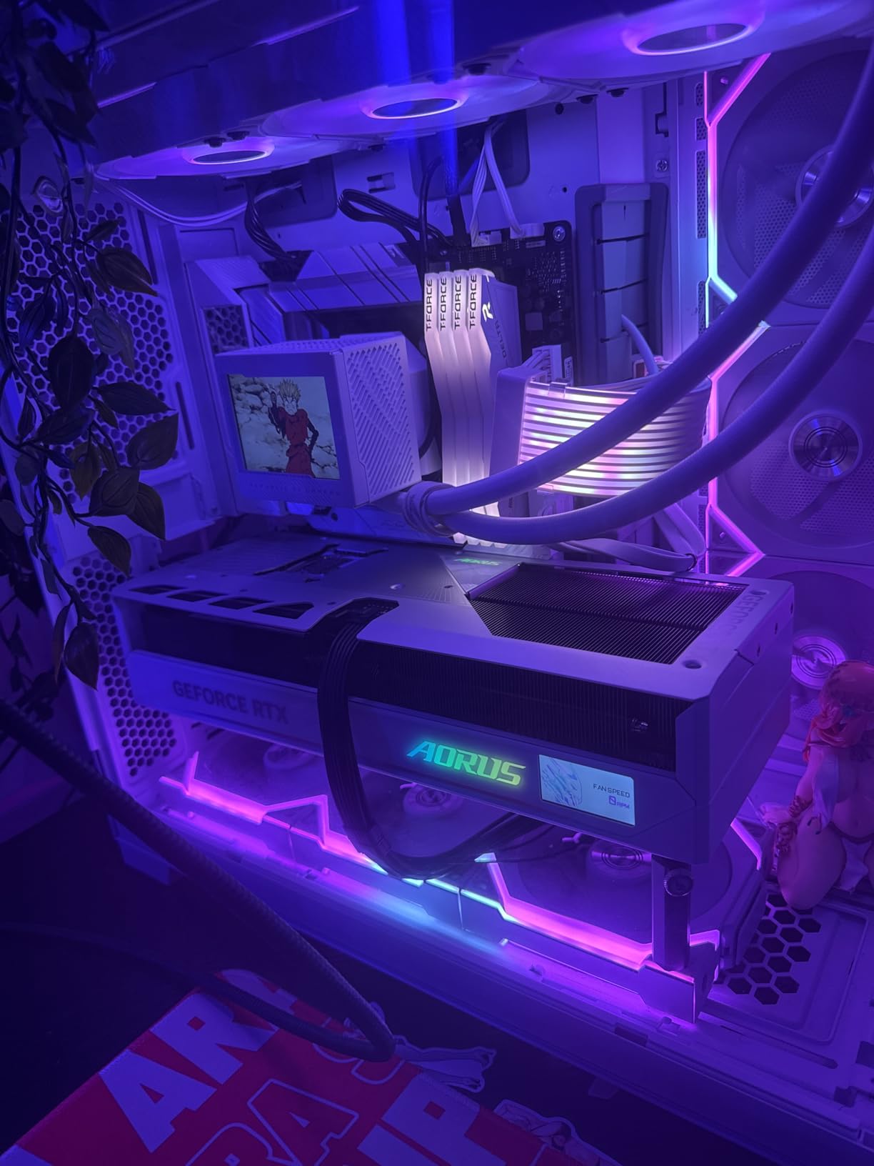 GIGABYTE GeForce RTX 5080 AERO OC SFF 16G Graphics Card, WINDFORCE Cooling System, 16GB 256-bit GDDR7, GV-N5080AERO OC-16GD Video Card - Customer Photo 1