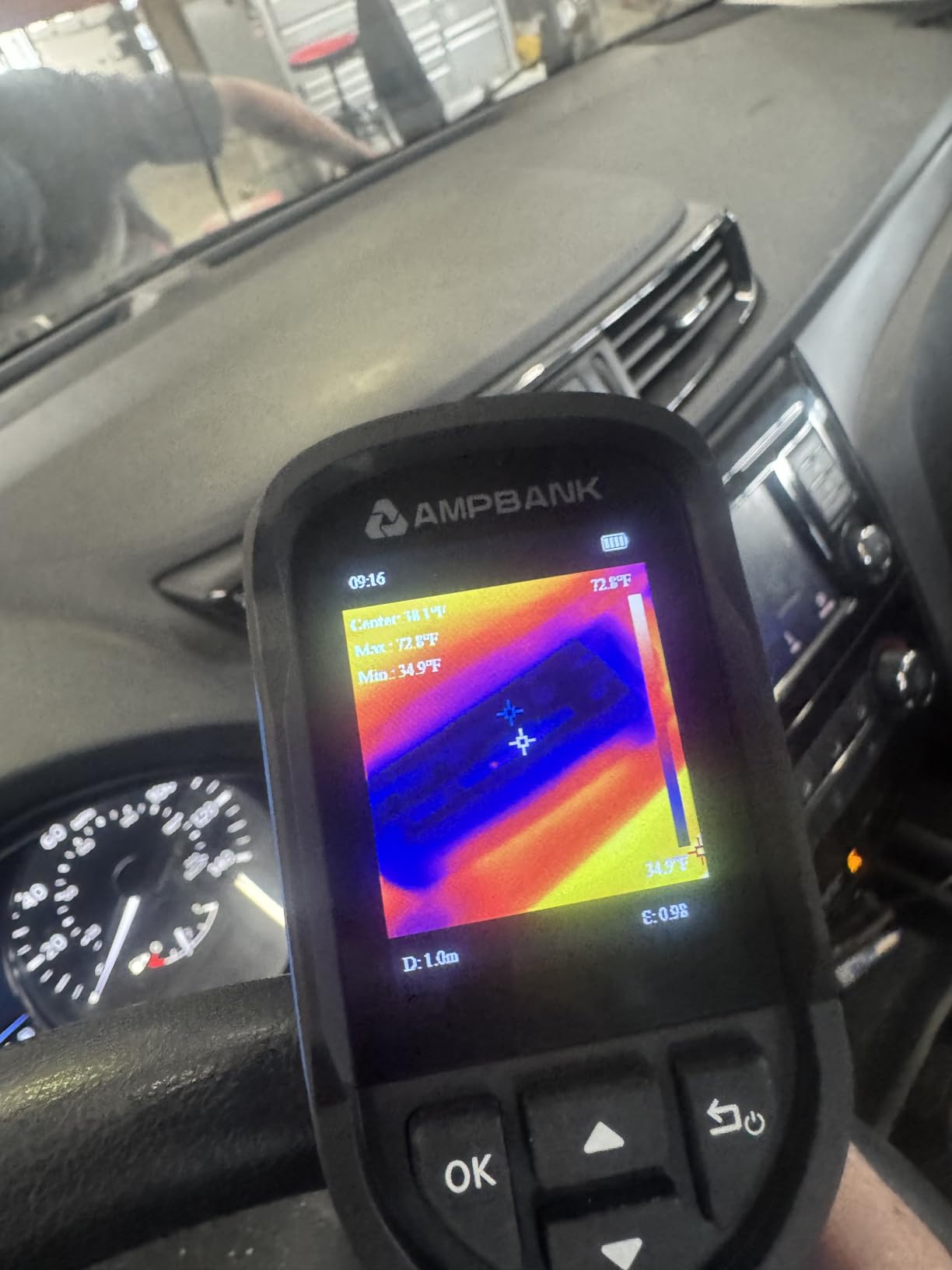 H128 Handheld Thermal Camera, 240 x 240 TISR Resolution, 24h Battery Life Thermal Imaging Camera, 25 Hz Infrared Camera with Temperature Alarm, -4℉~ 842℉ Temp Range, IP65 Protection Level - Customer Photo 2