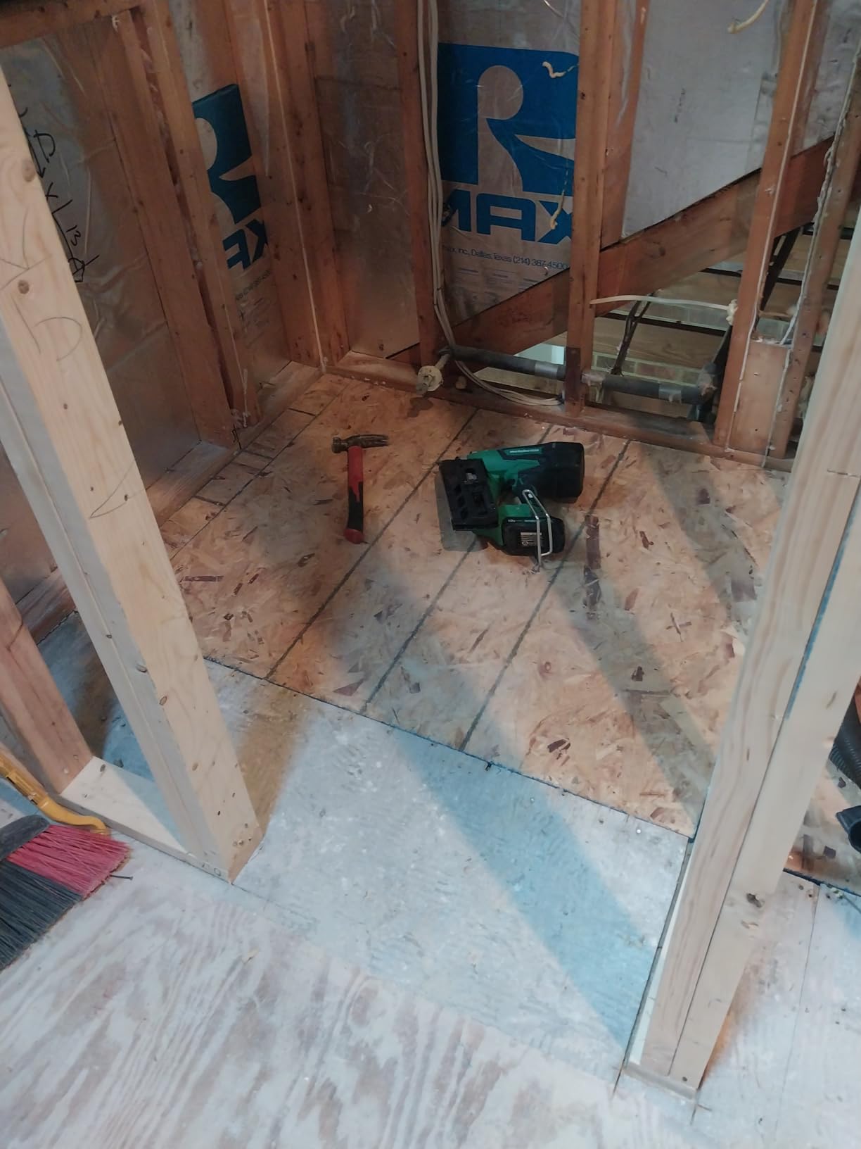 Metabo HPT 18V MultiVolt Cordless 21° Framing Nailer Kit, 3-1/2