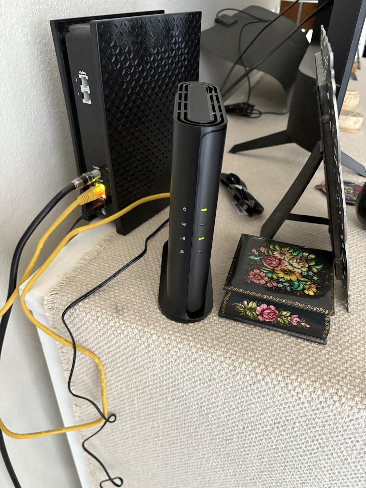 NETGEAR 4-Stream WiFi 6 Router (R6700AX) – Router Only, AX1800 Wireless Speed (Up to 1.8 Gbps), Covers up to 1,500 sq. ft., 20 Devices – Free Expert Help, Dual-Band - Customer Photo 1