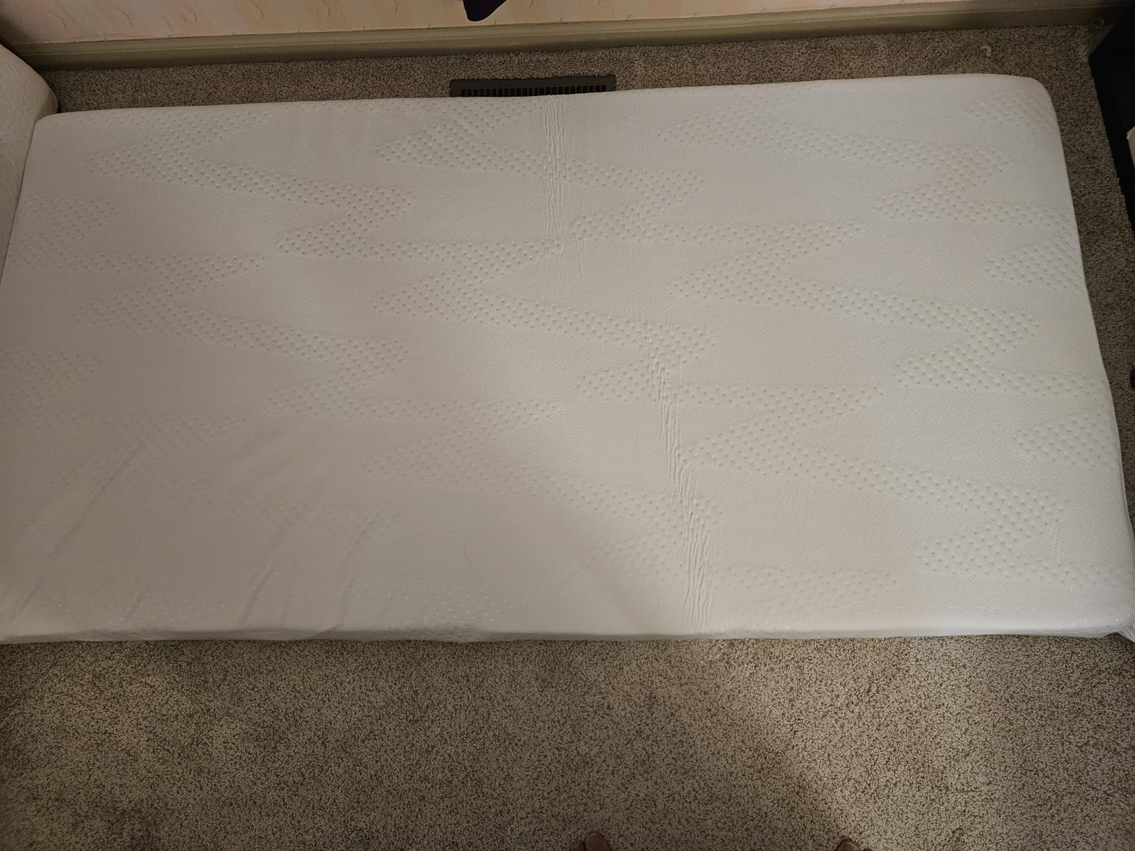 Novilla Twin XL Mattress, 8 Inch Twin XL Mattress in a Box, Gel Memory Foam Mattresses with Comfort Foam for Cooling Night Sleep, Pressure Relief, CertiPUR-US Certified - Customer Photo 2