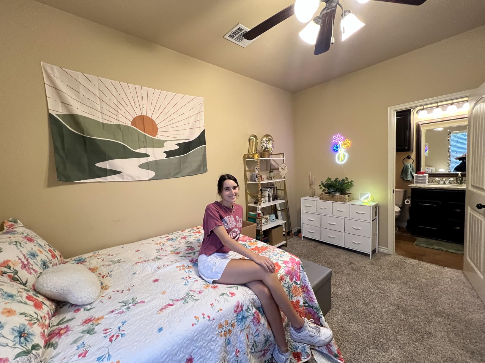 SIMARTH 14 Inch Queen Mattress, Upgrade Strengthen Queen Size Hybrid Mattresses in a Box, Gel Memory Foam Queen Mattress with Motion Isolation & Pressure Relief, Strong Edge Support, Medium Firm - Customer Photo 1