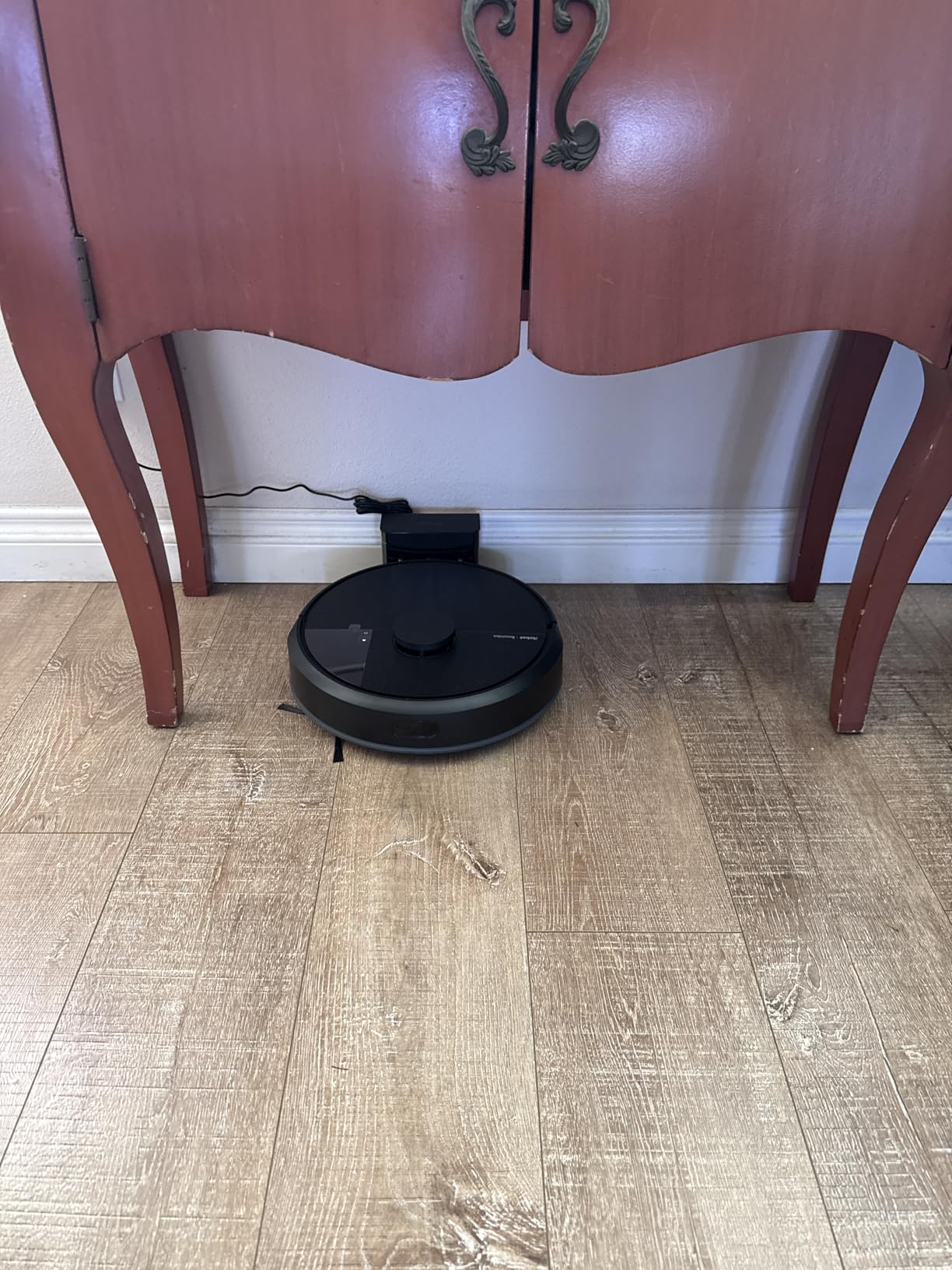 iRobot Roomba 105 Vac Robot Vacuum - Easy to use, Intense Power-Lifting Suction, LiDAR Navigation, Multi-Surface Cleaning, Cleans in Neat Rows, Self-Charging - Customer Photo 2
