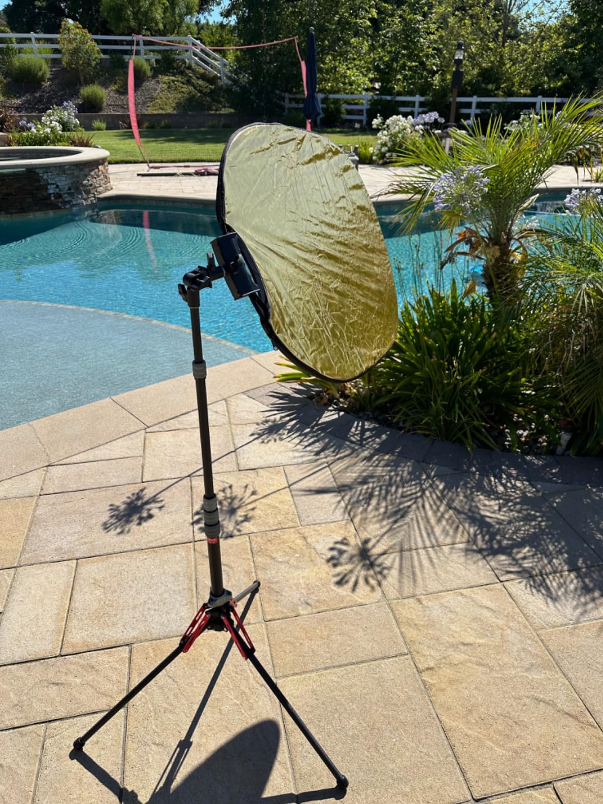 WELLMAKING 32''(80cm) Photography Reflector Dual Handle Collapsible 5-in-1 with Tilt Adapter, Stand and Pouch customer photo 2