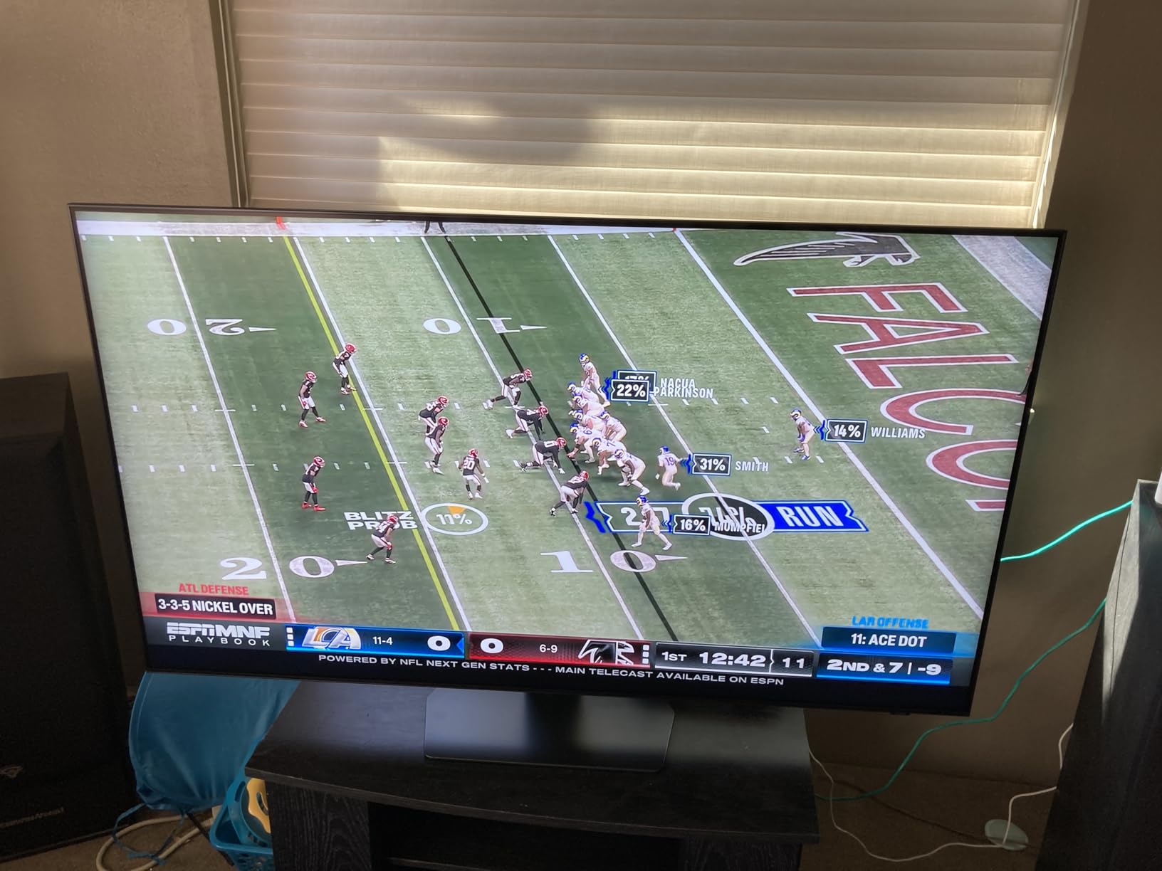 Samsung 65-Inch Class Neo QLED 4K QN90F Series, Vision AI, Mini LED Smart TV (2025 Model, 65QN90F) Neo Quantum HDR+, Object Tracking Sound+ w/Dolby Atmos, Glare Free, Gaming Hub, Alexa Built-in - Customer Photo 2