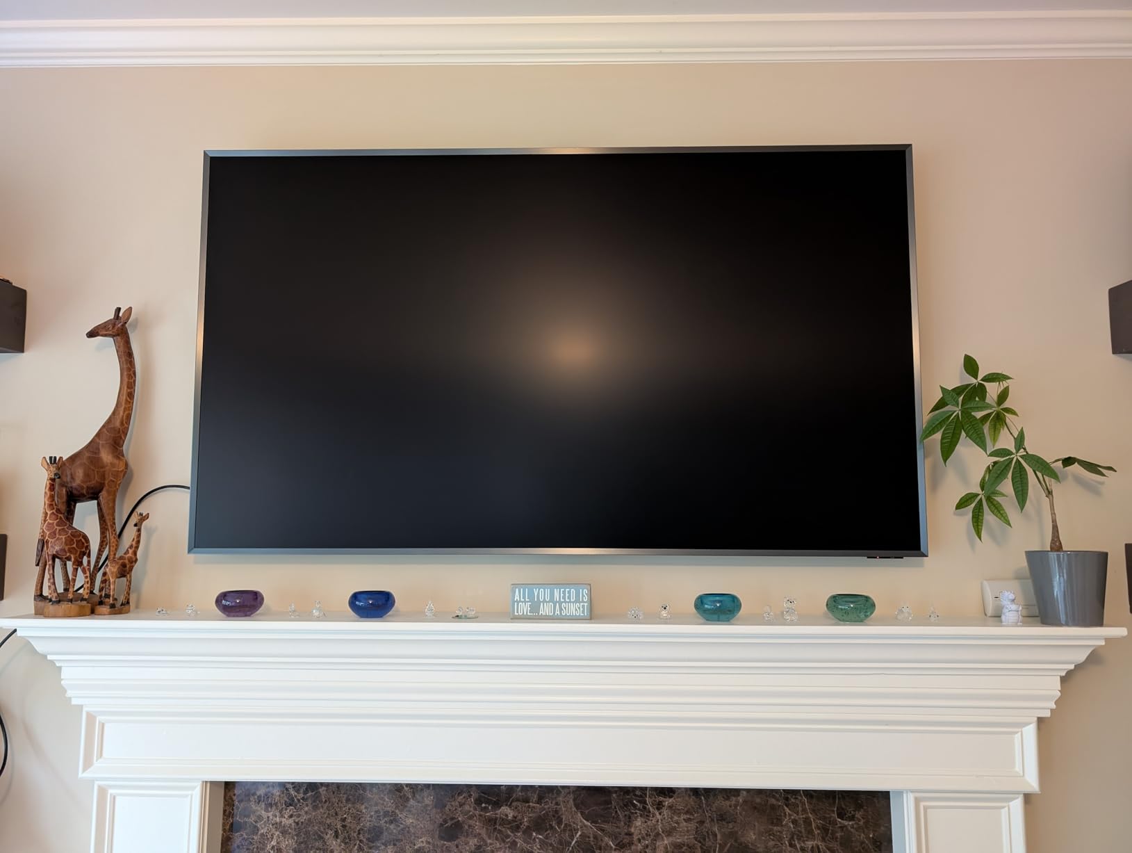 Samsung 75-Inch Class Neo QLED 8K QN900F Series, Vision AI, Mini LED Smart TV (2025 Model, 75QN900F) Neo Quantum HDR 8K Pro, Object Tracking Sound + w/Dolby Atmos, Glare Free, Alexa Built-in - Customer Photo 2