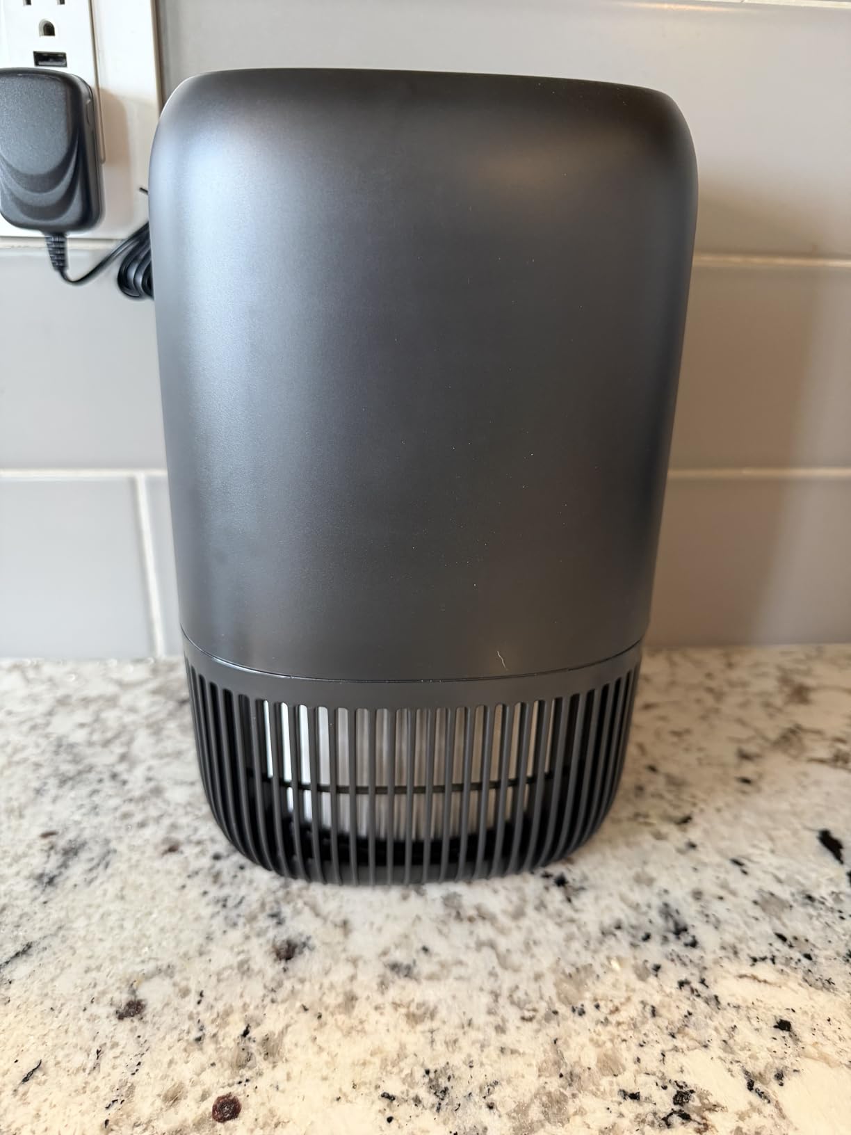 Air Purifiers for Home with H13 Quiet HEPA Filter Up to 1076 Ft² for Pet Hair, Odors, Pollen, Smoke, Compact Air Cleaner with 3 Speeds, Timer, Aroma Quiet 360°Intake Filter, White - Customer Photo 2