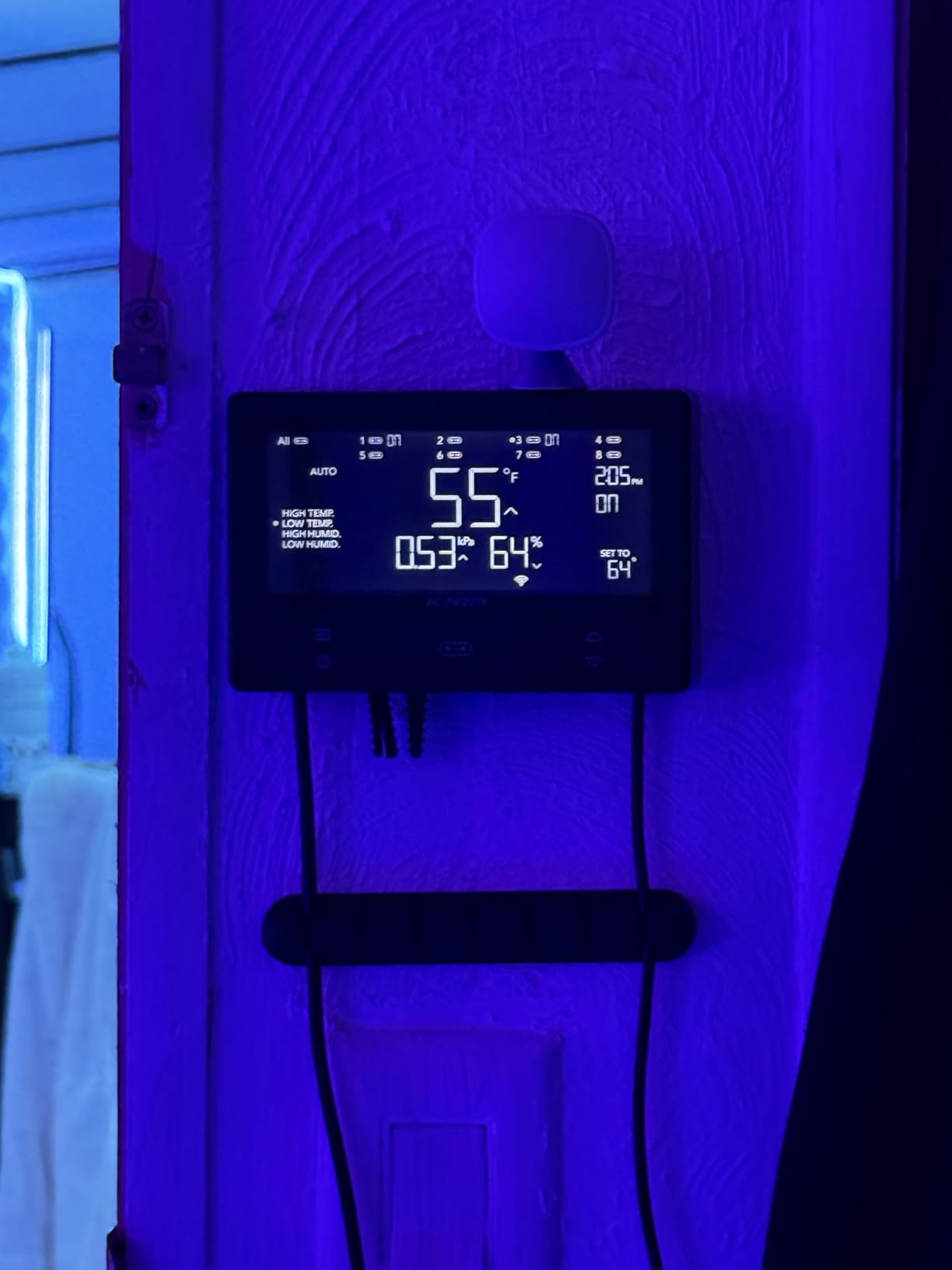 AC Infinity Controller AI+ with CO2 Sensor Bundle - AI-Powered Learning, CO2 Data Tracking for Gardens & Grow Tents, Temp, Humidity, & VPD Monitoring for Dynamic Level Adjusting, Bluetooth & WiFi App - Customer Photo 2